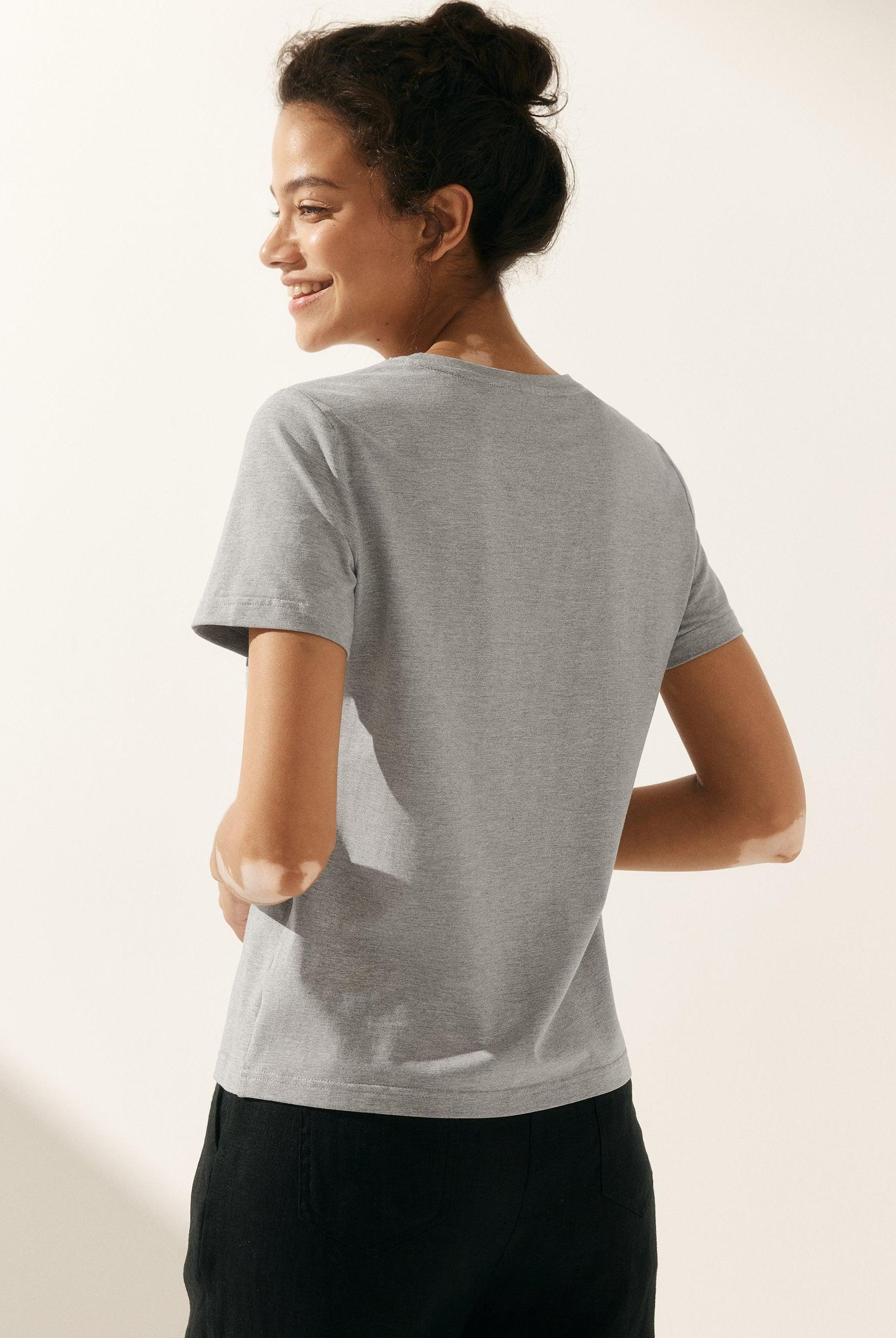 Stretch-Knit Bamboo Classic Basic Tee BELLE - TOPS-Bamboo Tees