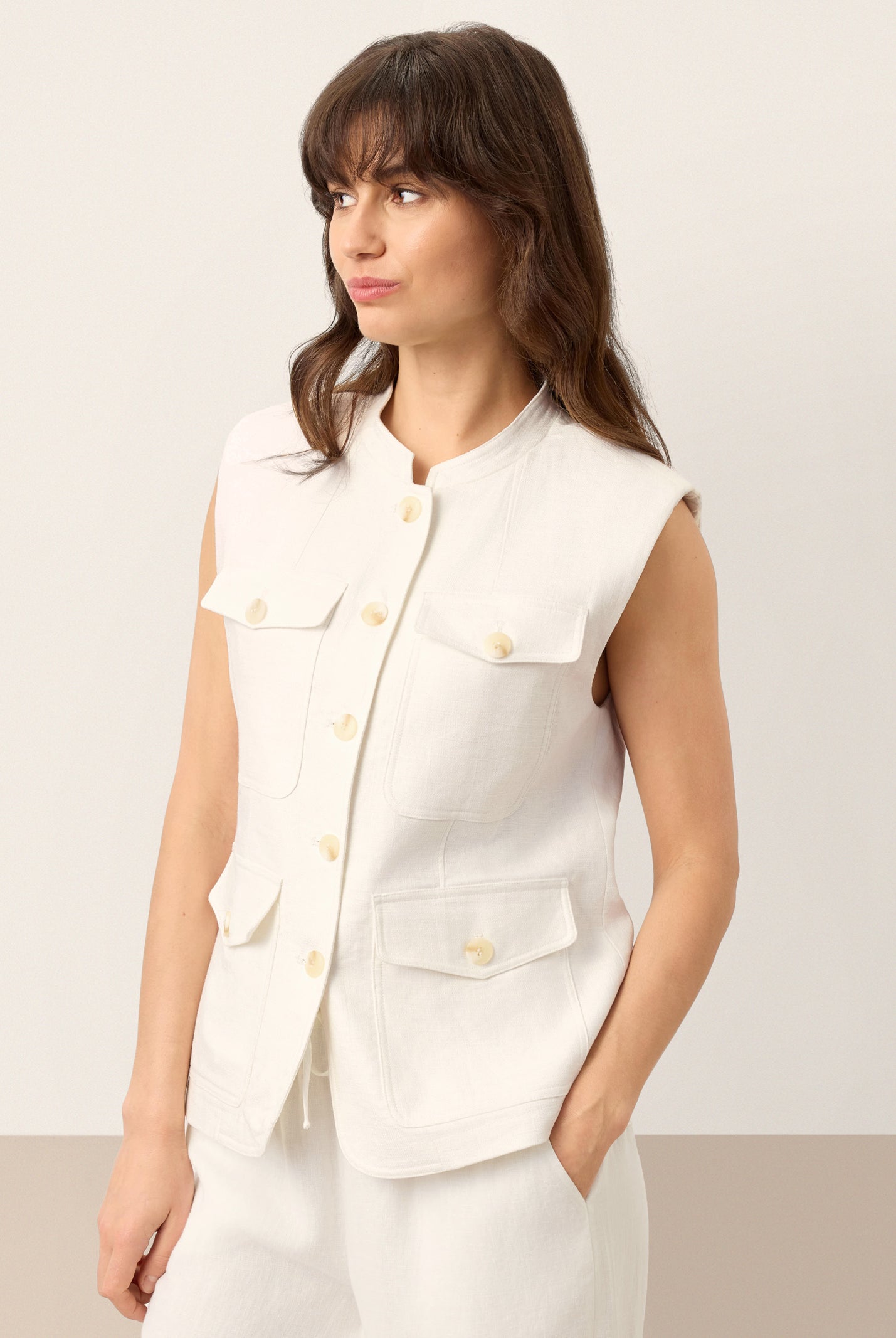 Linen Four-Pocket Tailored Sleeveless Vest COSIMA by LINTICO for women
