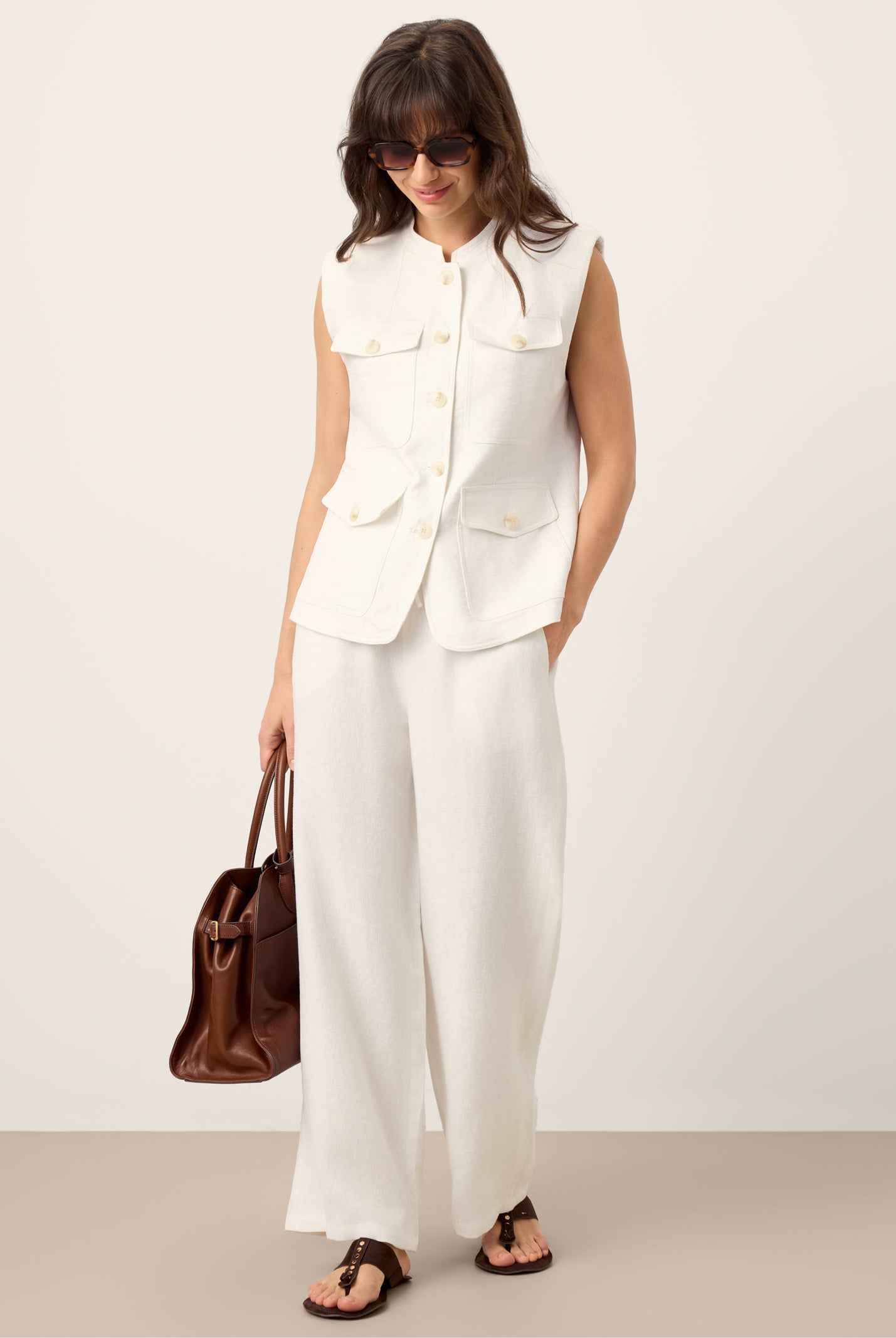 Linen Four-Pocket Tailored Sleeveless Vest COSIMA by LINTICO for women
