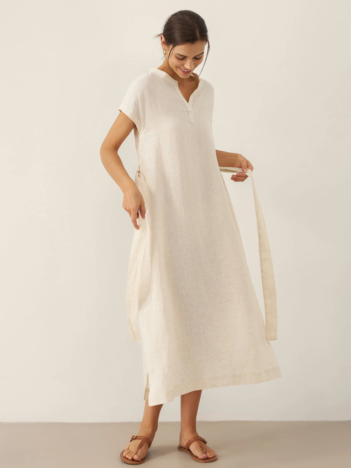 Robe midi MARGARET 100% lin à col mao avec ceinture amovible pour femme par LINTICO