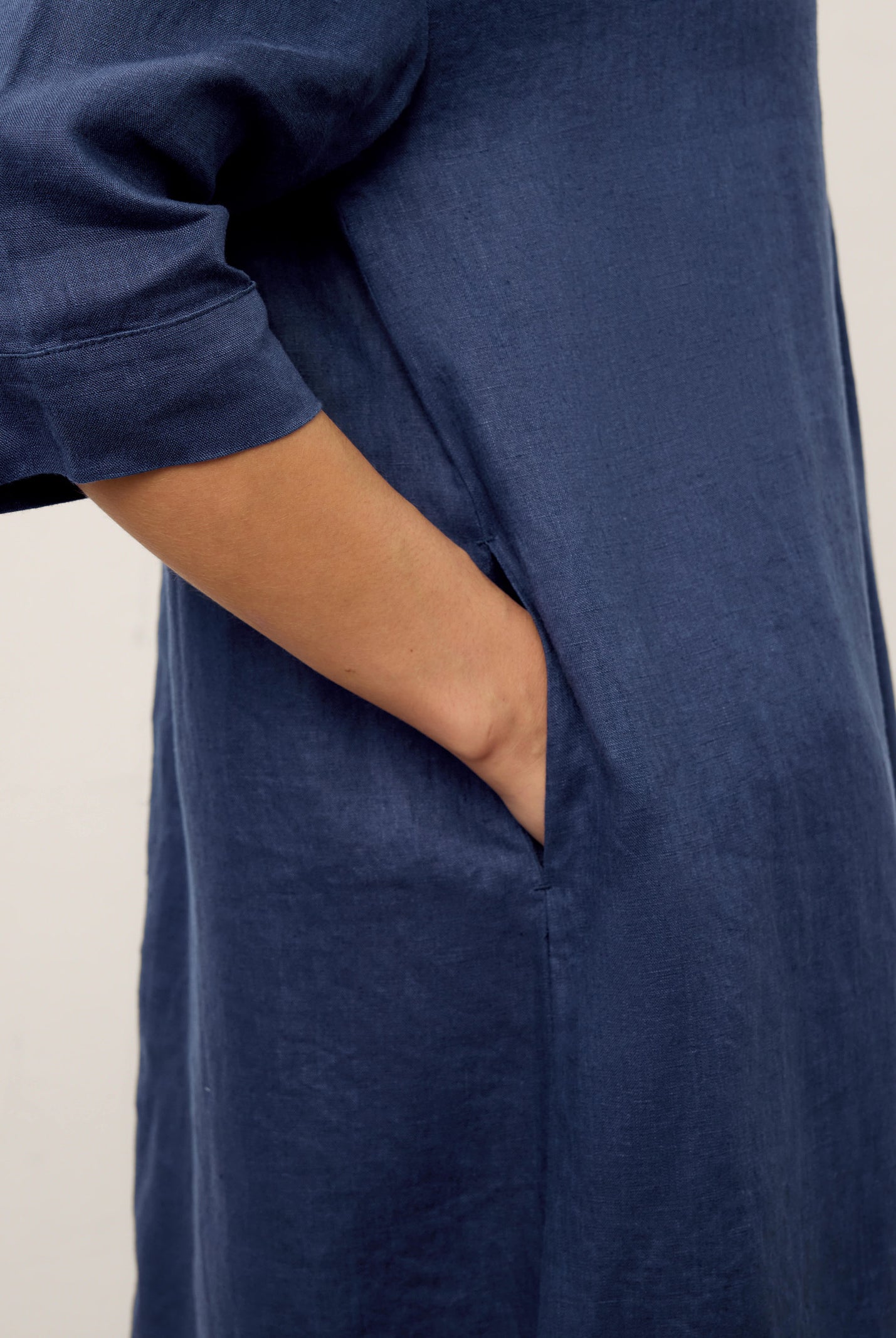 100% Linen Notch Neck Inverted Pleat Midi Dress MATILDE by LINTICO for women