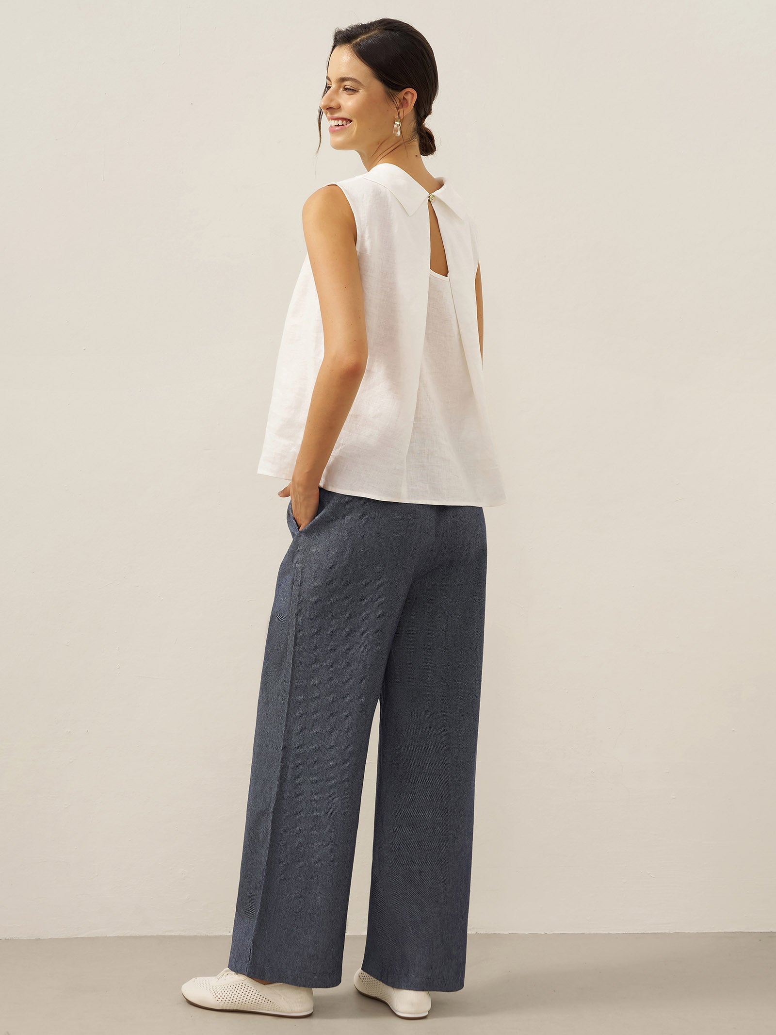 100% Linen Structured Collar Sleeveless Blouse BLAIR by LINTICO for women