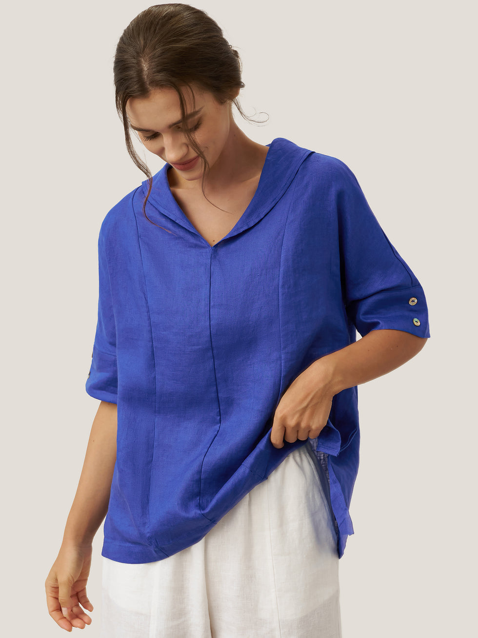 100% Linen V-Neck Short Sleeve Shirt SIERRA by LINTICO for women