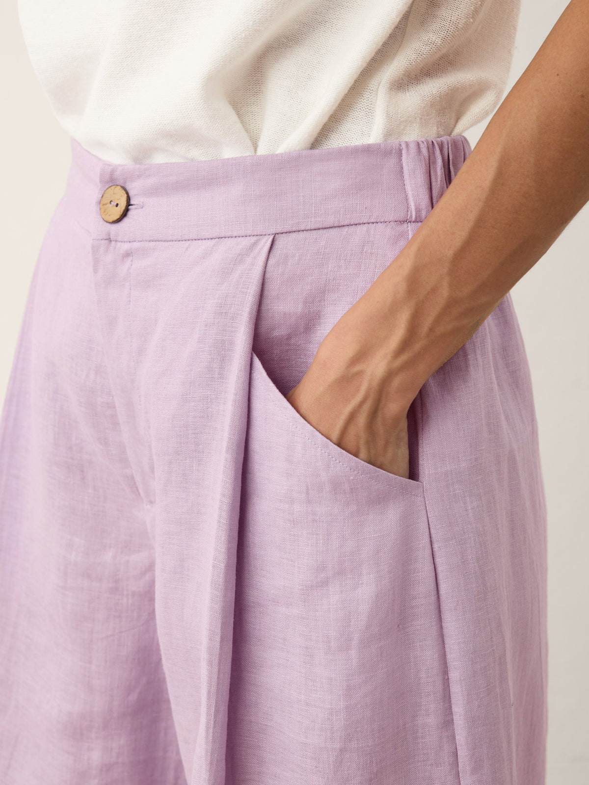 100% Linen A-Line Bermuda Shorts RAVENNA by LINTICO for women