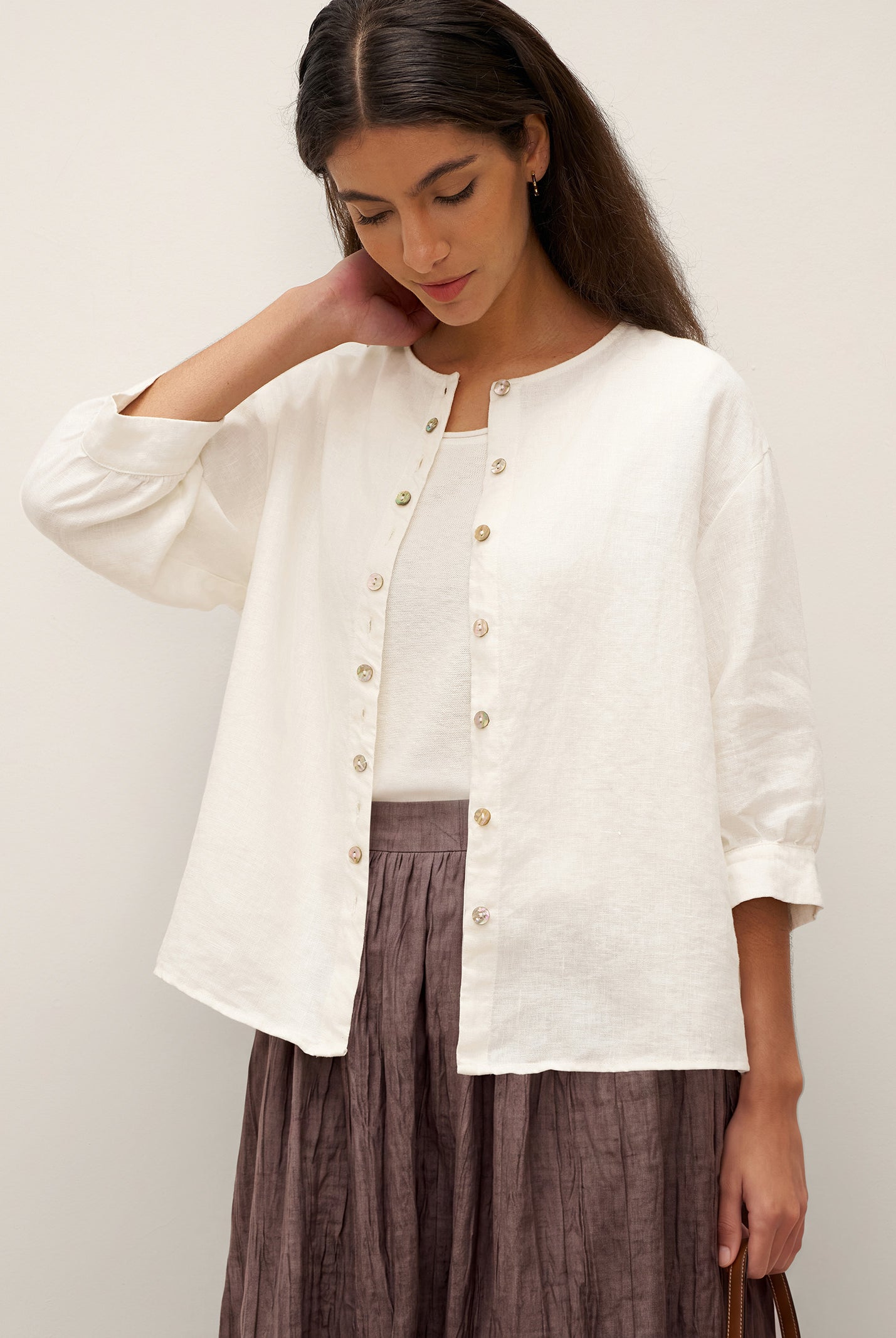 White 100% Linen Button-Front Drop Shoulder Shirt EASTER by LINTICO