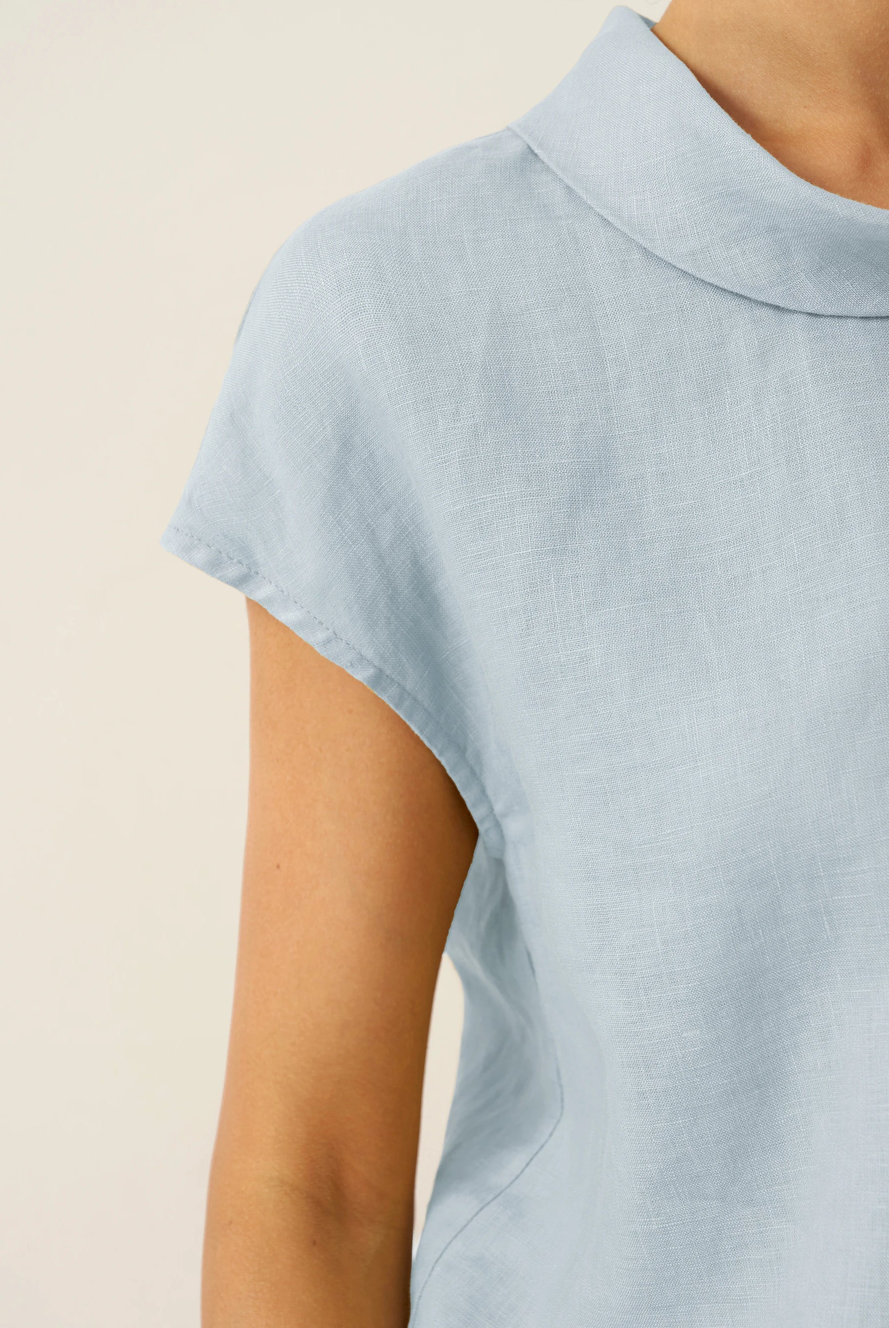 100% Linen Cap Sleeve Soft-Fold Collar Top YVONNE by LINTICO for women