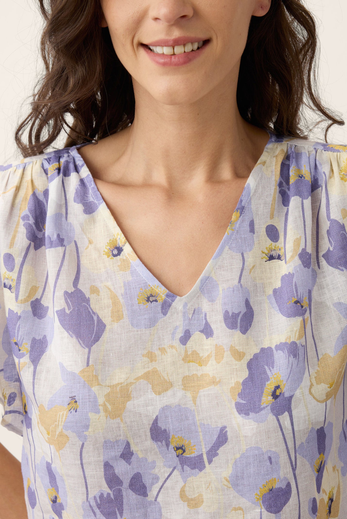 100% Linen Carnation Print Flutter Sleeve Top ELEANORA by LINTICO for women