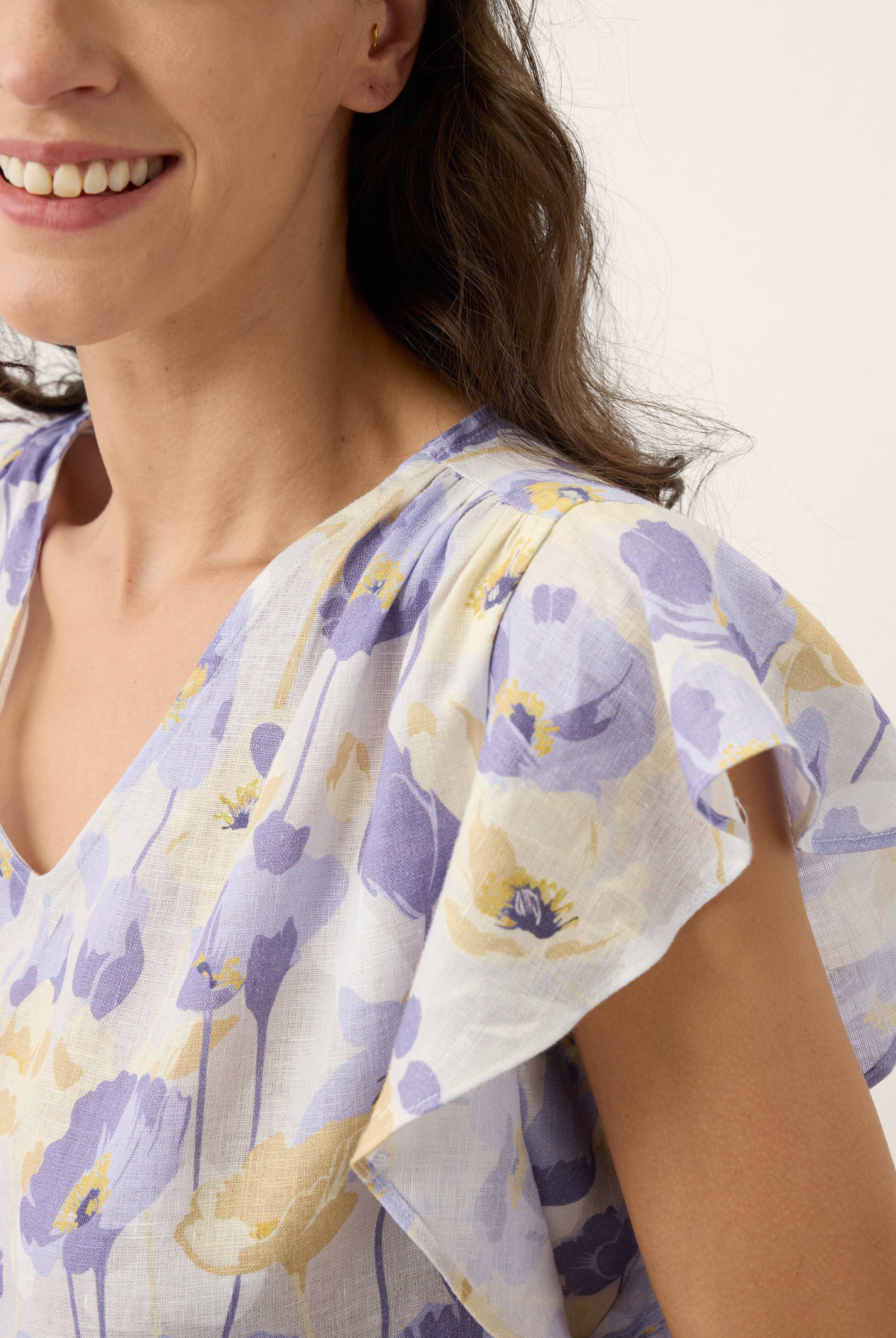 100% Linen Carnation Print Flutter Sleeve Top ELEANORA by LINTICO for women