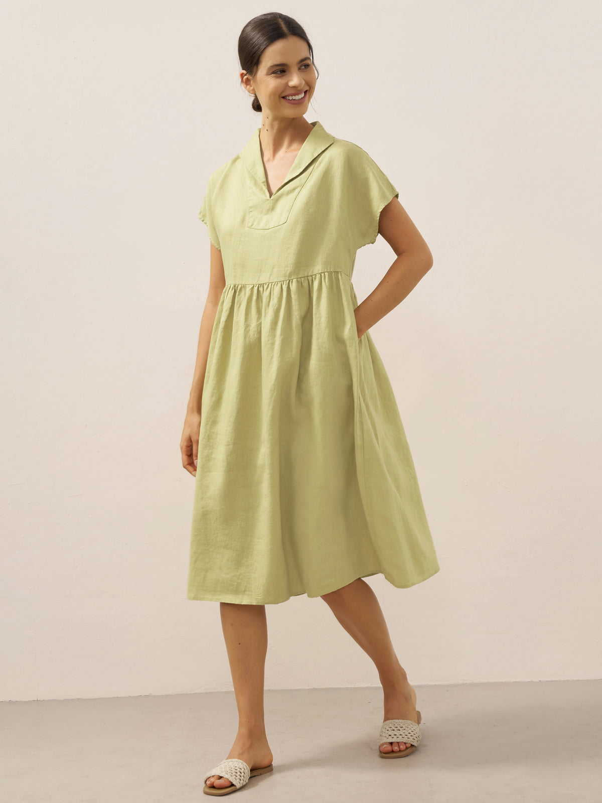 Robe midi trapèze femme SAGE 100% lin à col et taille plissée par LINTICO