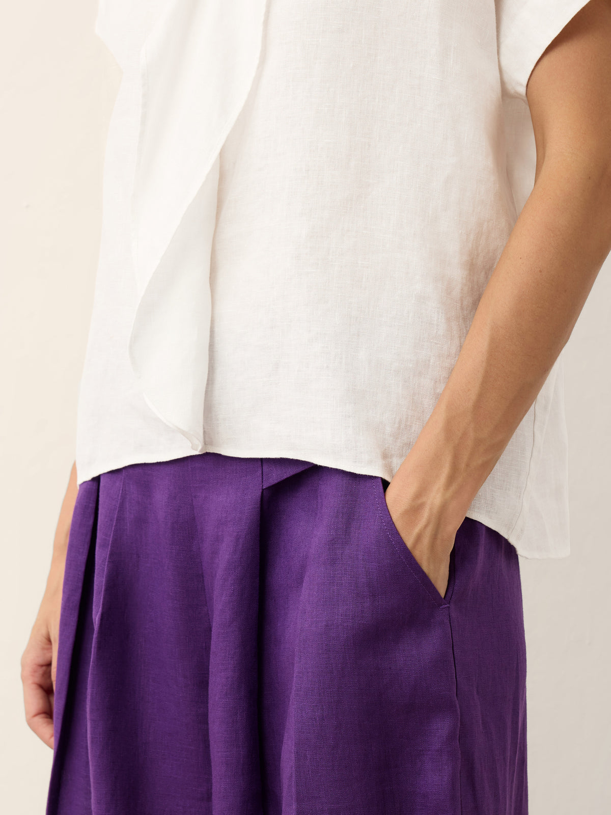 100% Linen Double Ruffle Soft Collar Top VERONICA by LINTICO for women