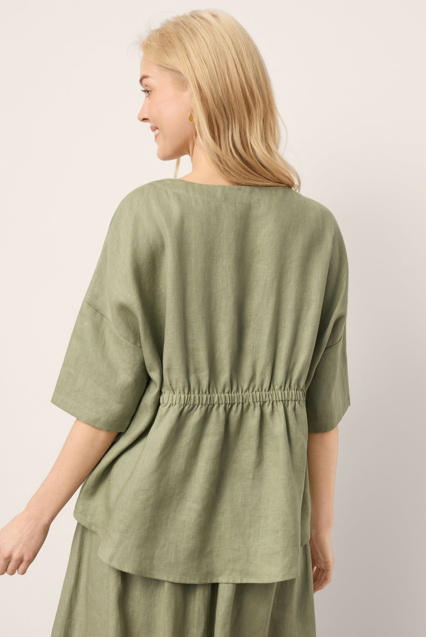 100% Linen Drop Shoulder Shirred Back High-Low Hem Top LINDSEY by LINTICO for women