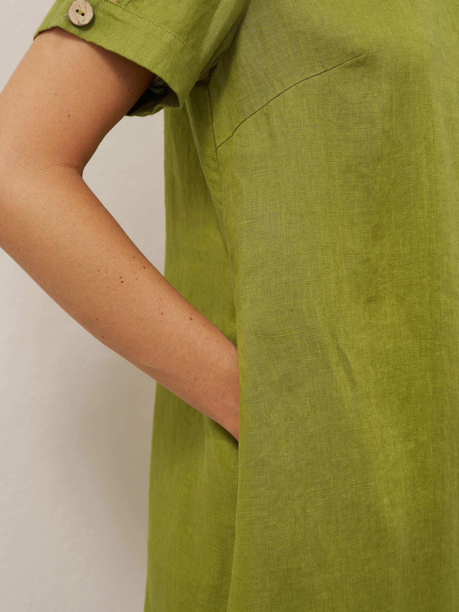 100% Linen Eyelet Short Sleeve Mini Dress LIA by LINTICO for women