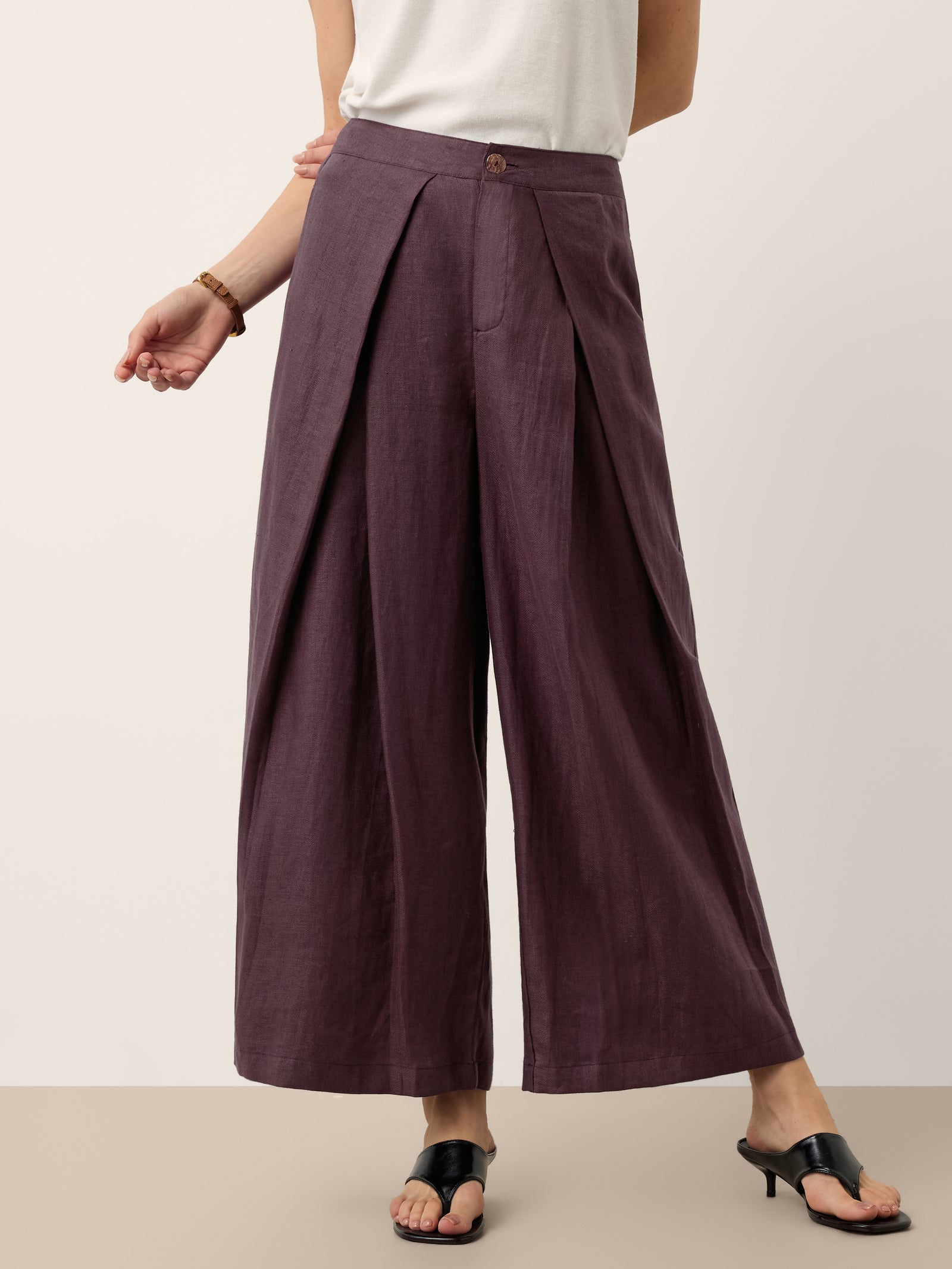 100% Linen Yarn Dyed Pleated Elastic Waist Wide Leg Culottes PALOMA by LINTICO for women