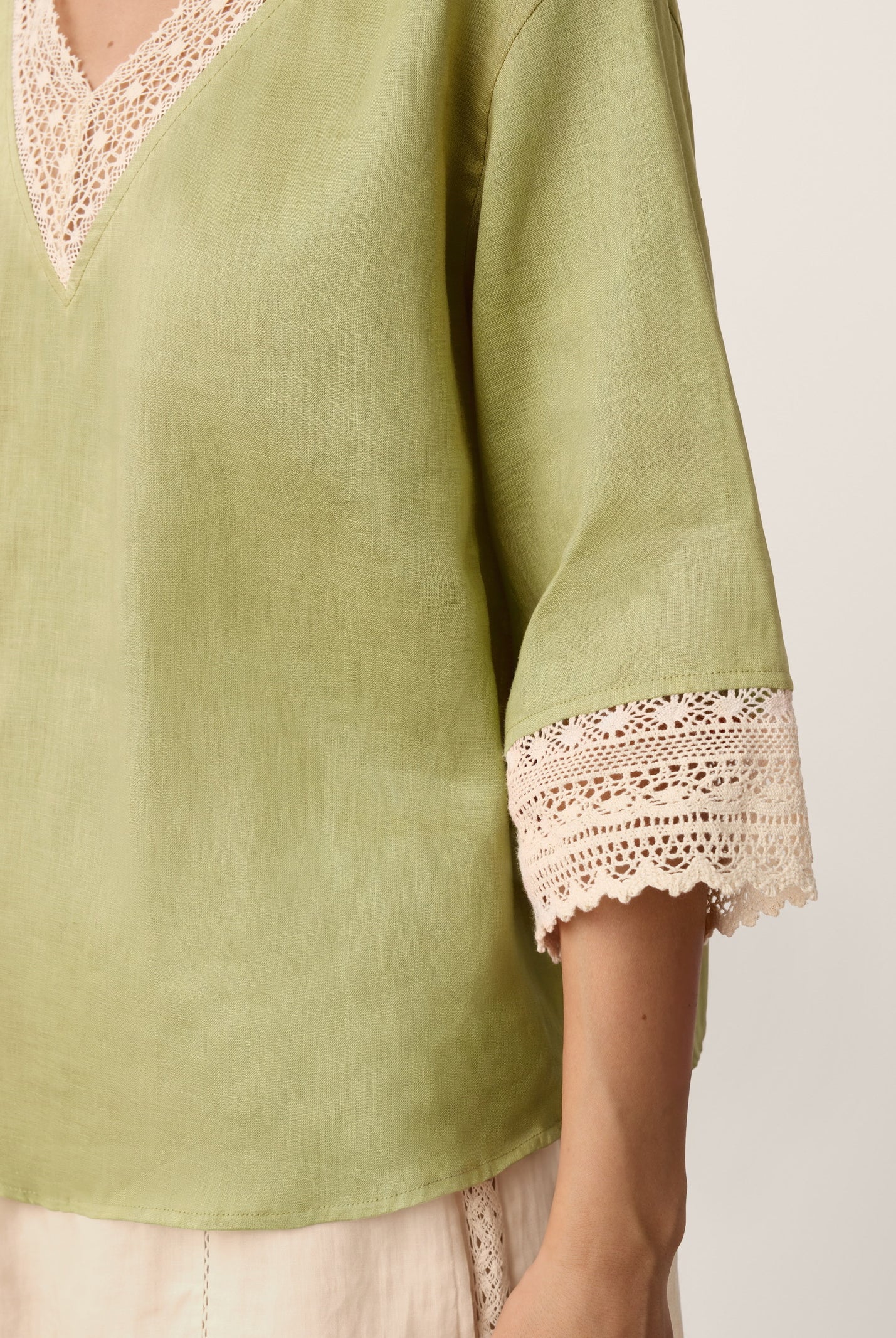 100% Linen Lace-Trim V-Neck Top KEELY by LINTICO for women