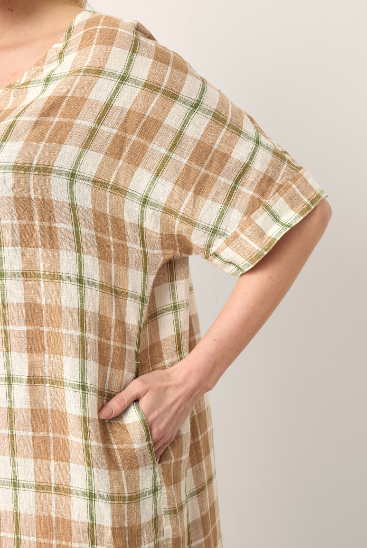 100% Linen Plaid Deep V-Neck Drop Shoulder Side Slit Midi Dress LESLIE by LINTICO for women