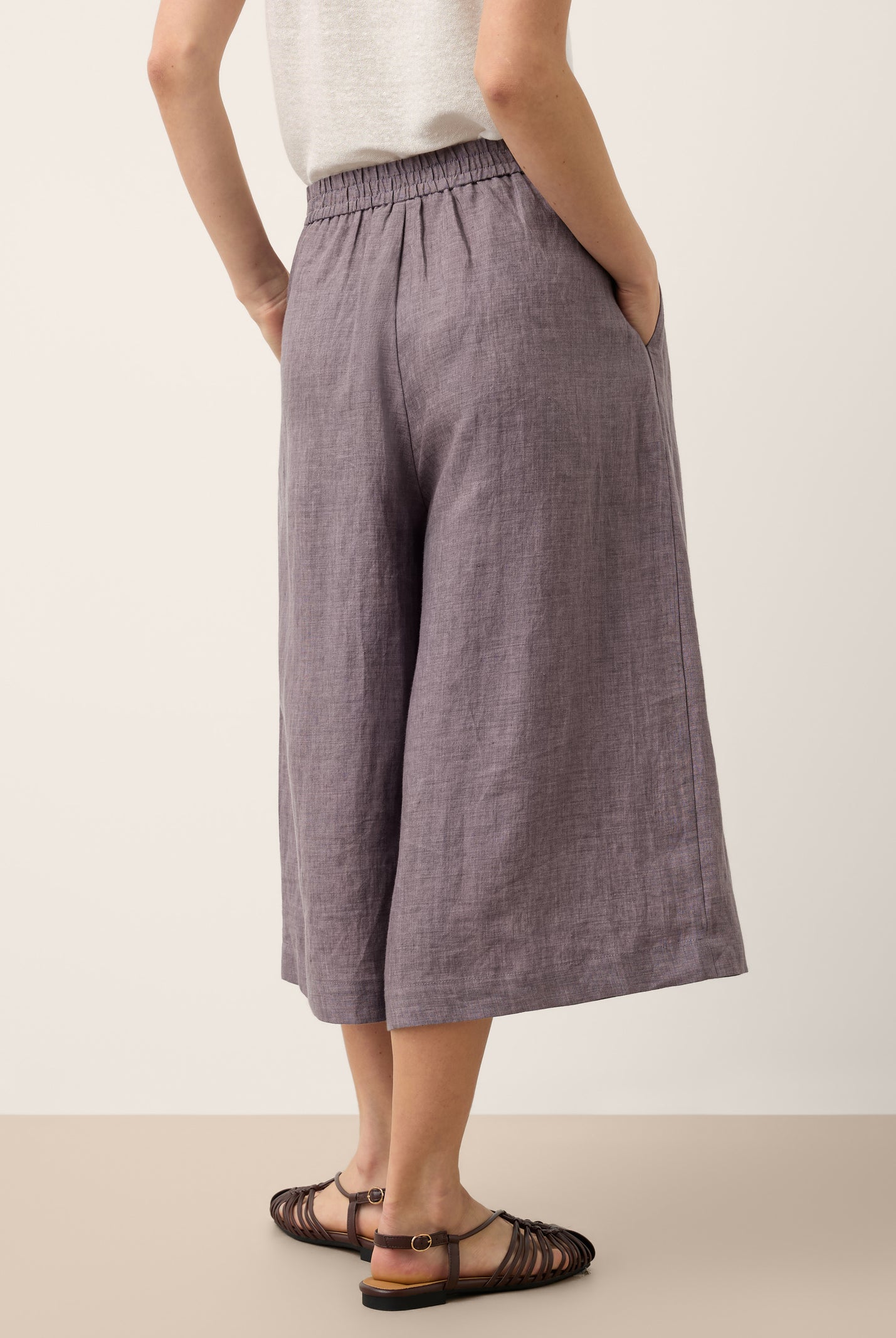 100% Linen Pleated Elastic Waist Cropped Wide Leg Pants HALCYON by LINTICO for women