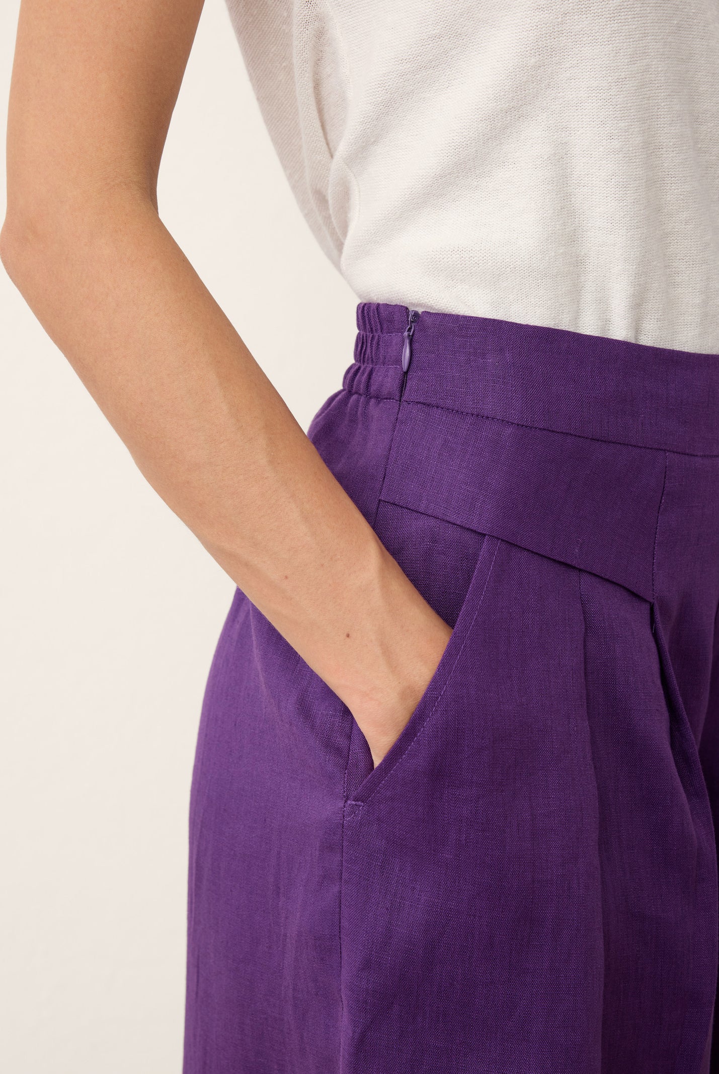 100% Linen Pleated Waist Wide Leg Pants LOUISA by LINTICO for women