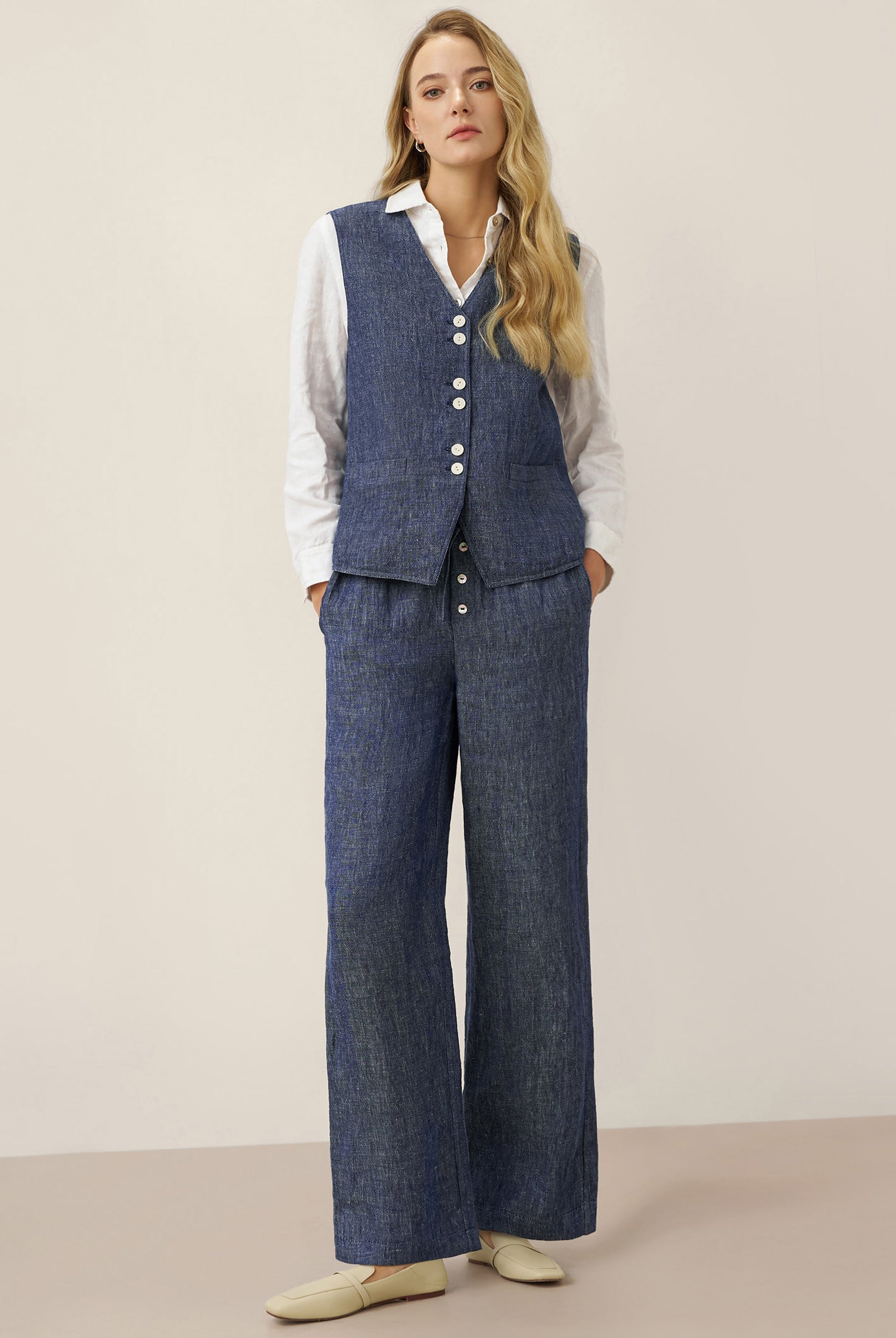 100% Linen Reversible Denim Texture Button Front Vest HARPER by LINTICO, fabric detail for women