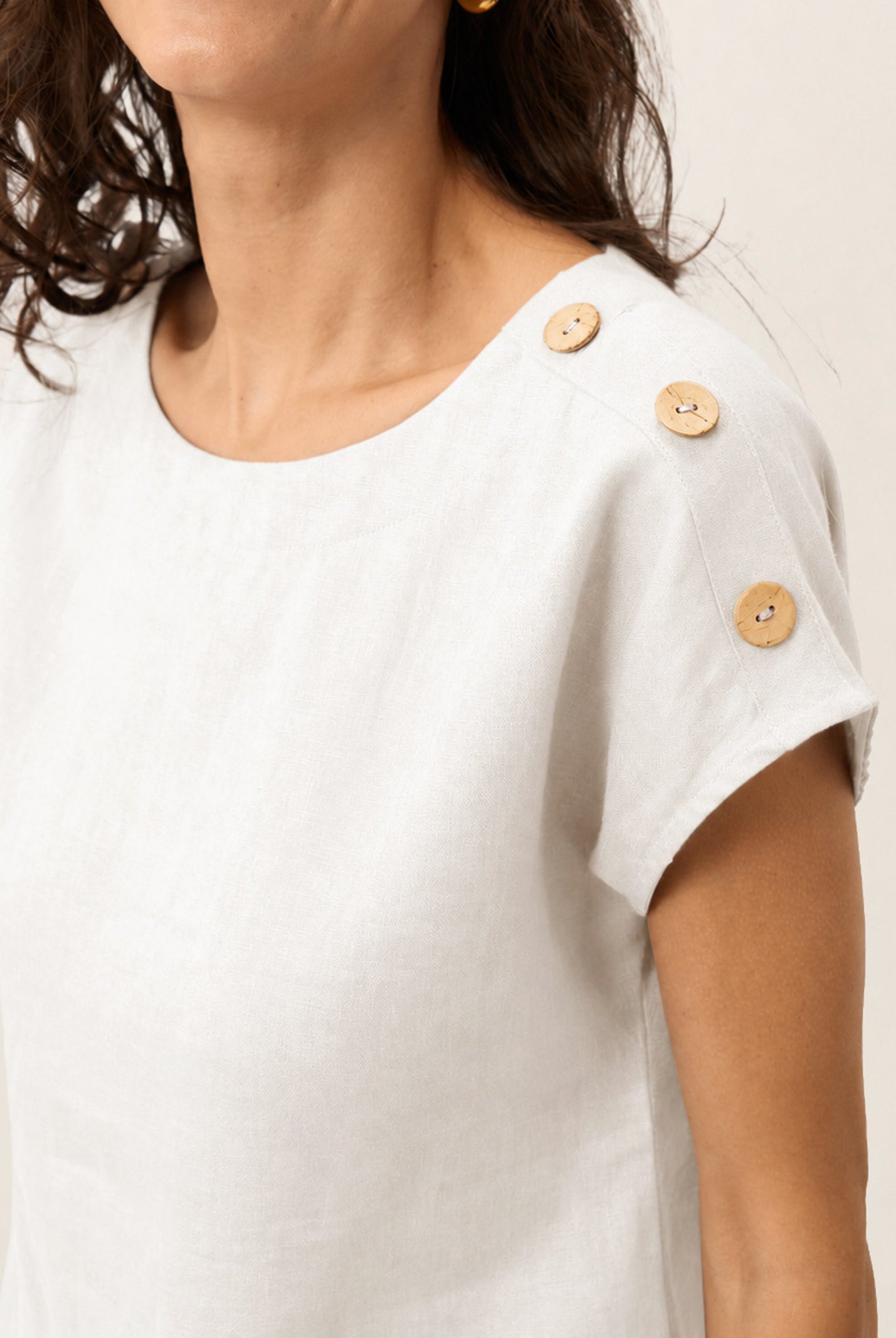 100% Linen Round Neck Button Detail Top ISABELLE by LINTICO for women