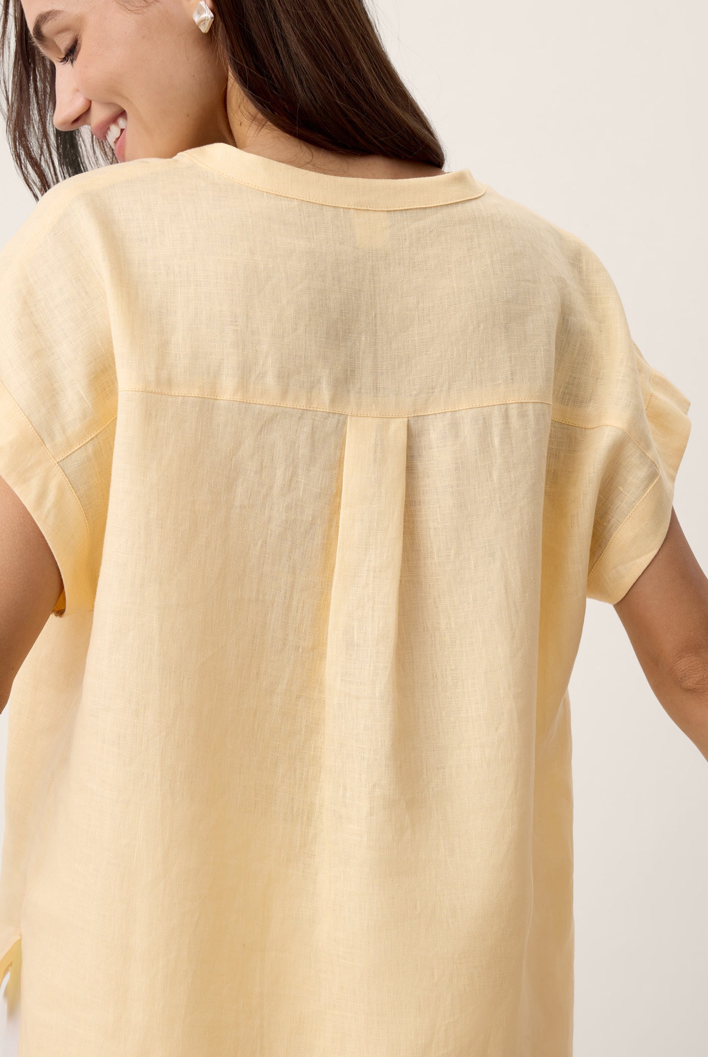 100% Linen Stand-Collar Curved-Hem Top CRESSA by LINTICO for women