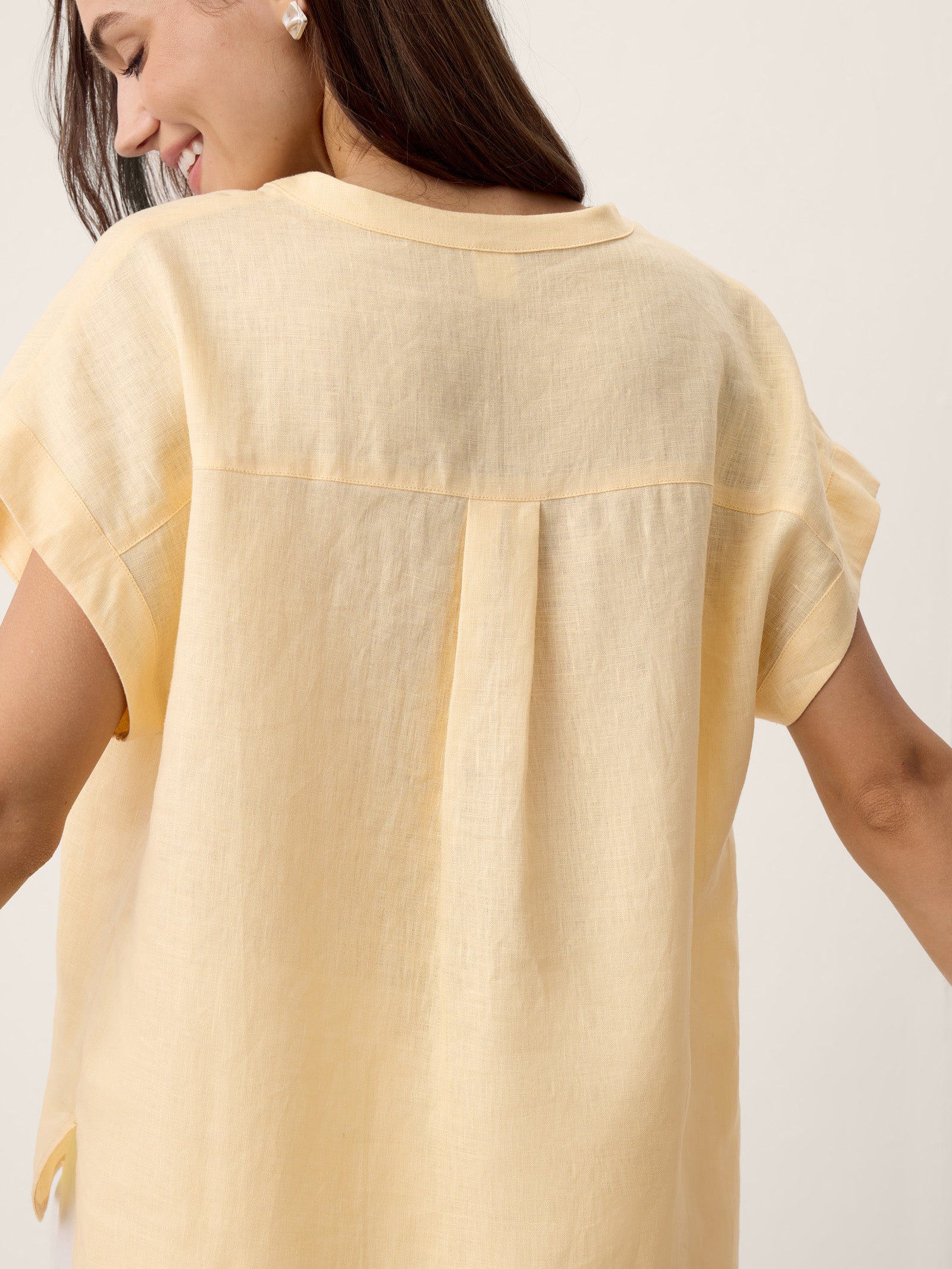 100% Linen Stand-Collar Curved-Hem Top CRESSA by LINTICO for women