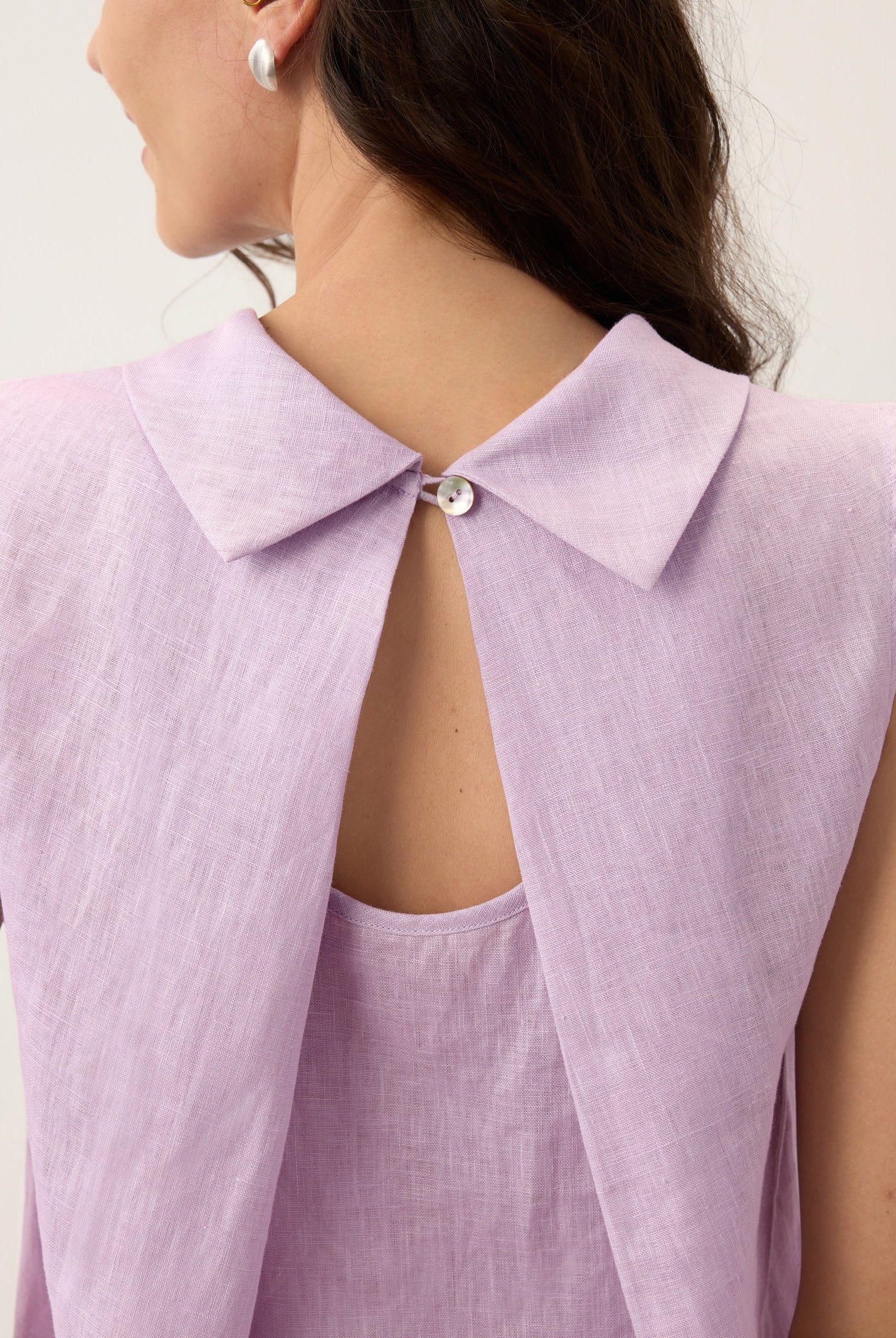 100% Linen Structured Collar Sleeveless Blouse BLAIR by LINTICO for women