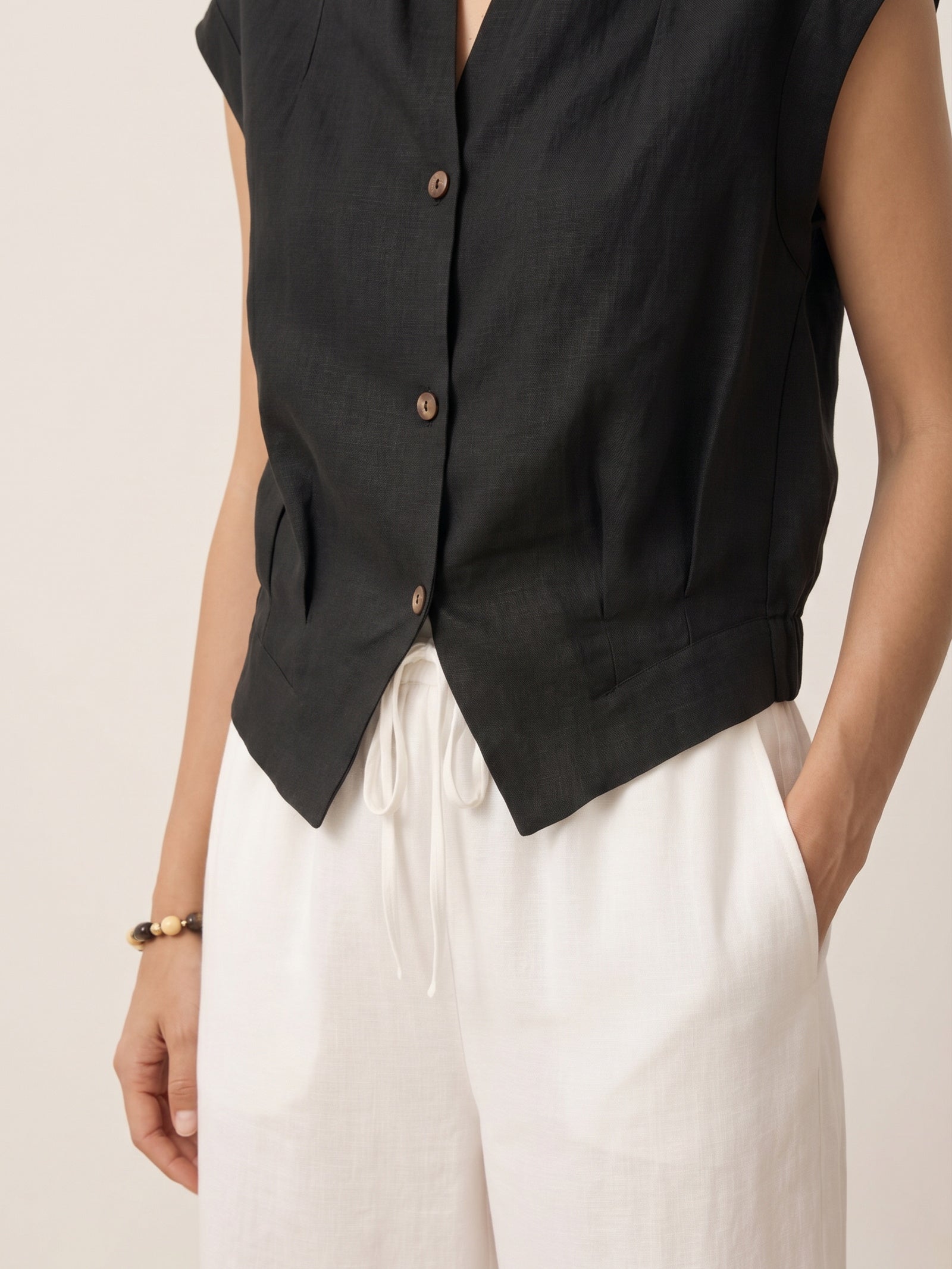 100% Linen Surplice Neck Elasticated Back Cropped Shirt VALERIA by LINTICO for women