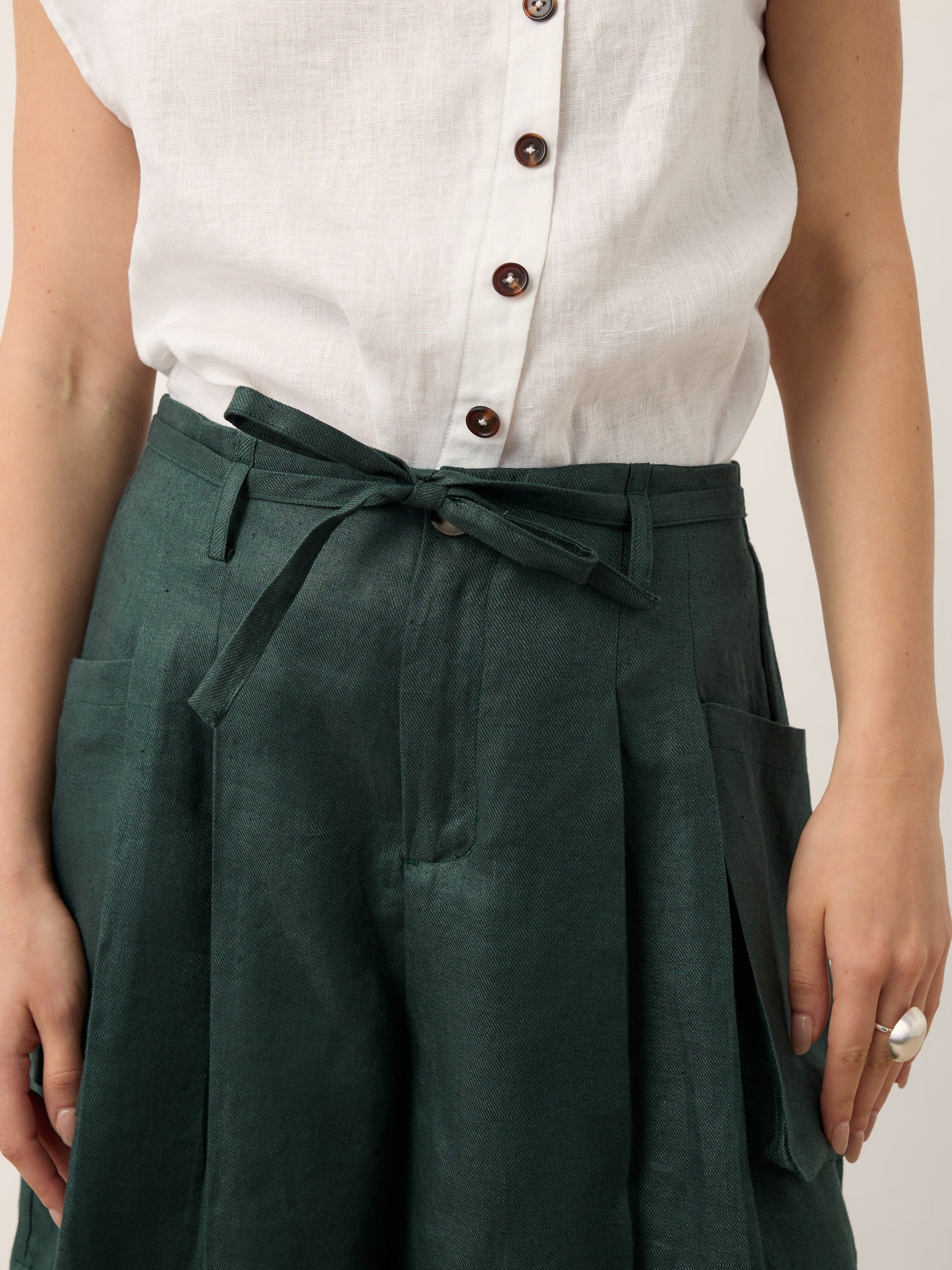 100% Linen Tie Waist Pleated Bermuda Shorts CADENCE by LINTICO for women