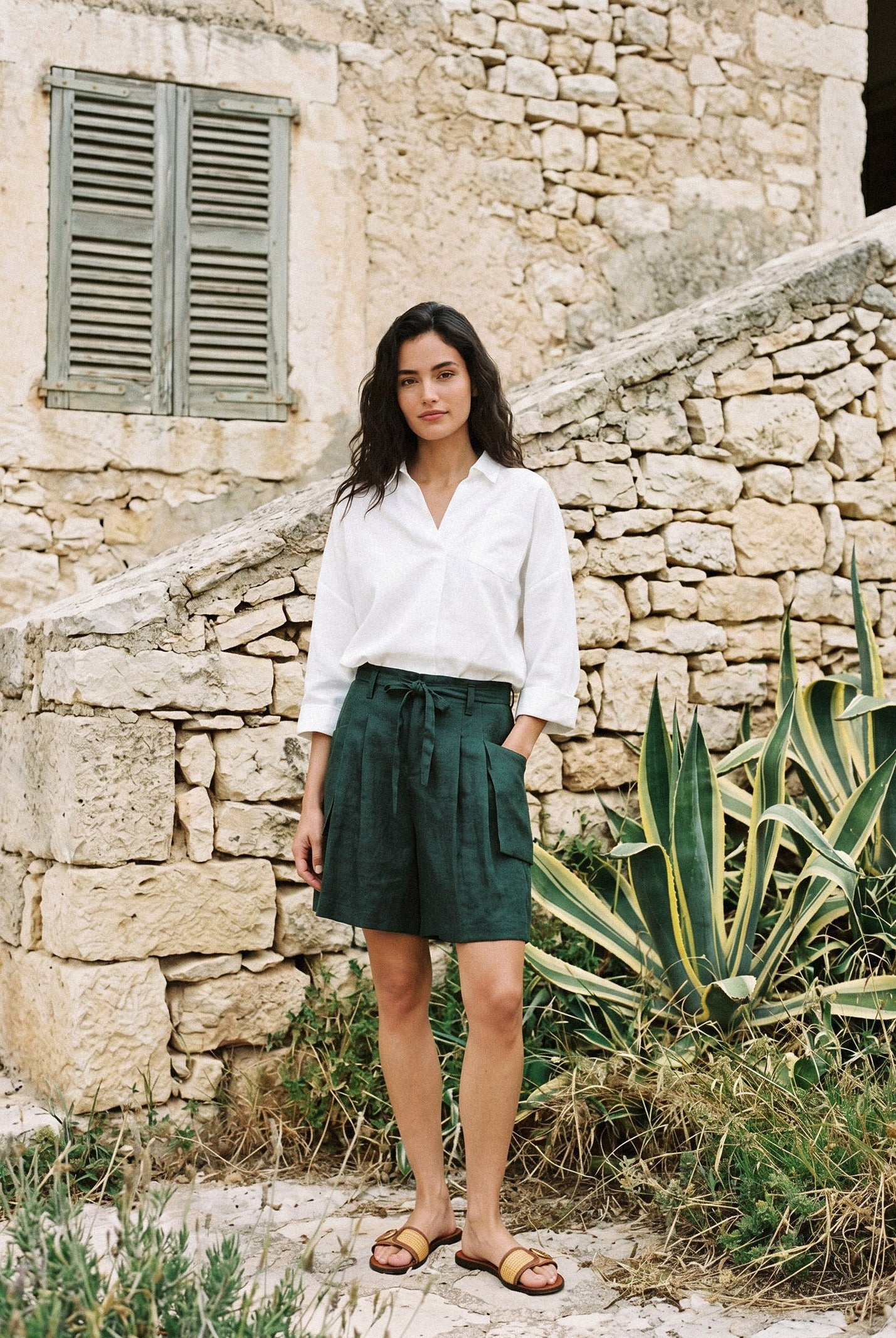 100% Linen Tie Waist Pleated Bermuda Shorts CADENCE by LINTICO for women
