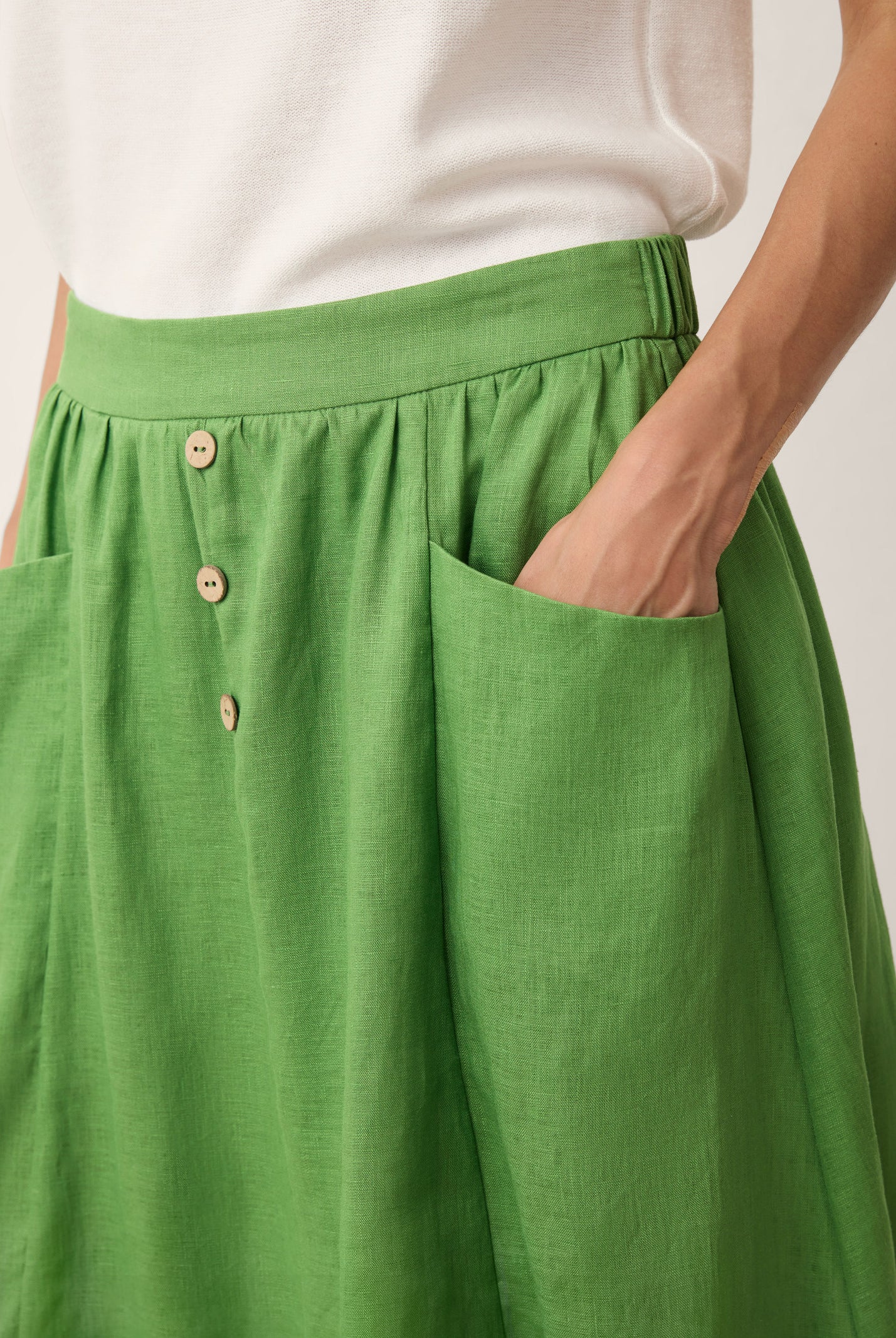 100% Linen Wood Button Elasticated Waist Bubble Skirt QUENBY by LINTICO for women