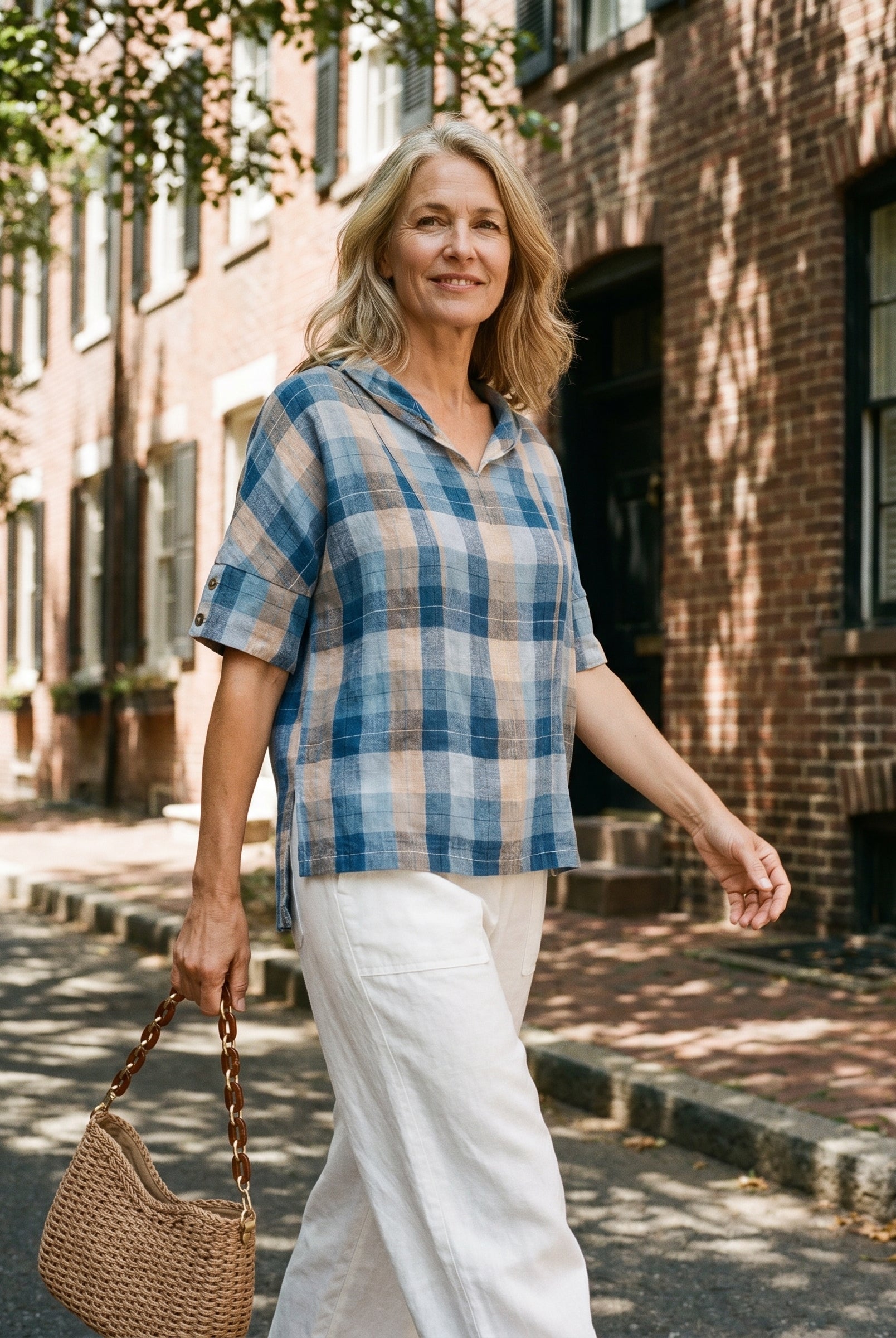 100% Linen V-Neck Short Sleeve Shirt SIERRA by LINTICO for women