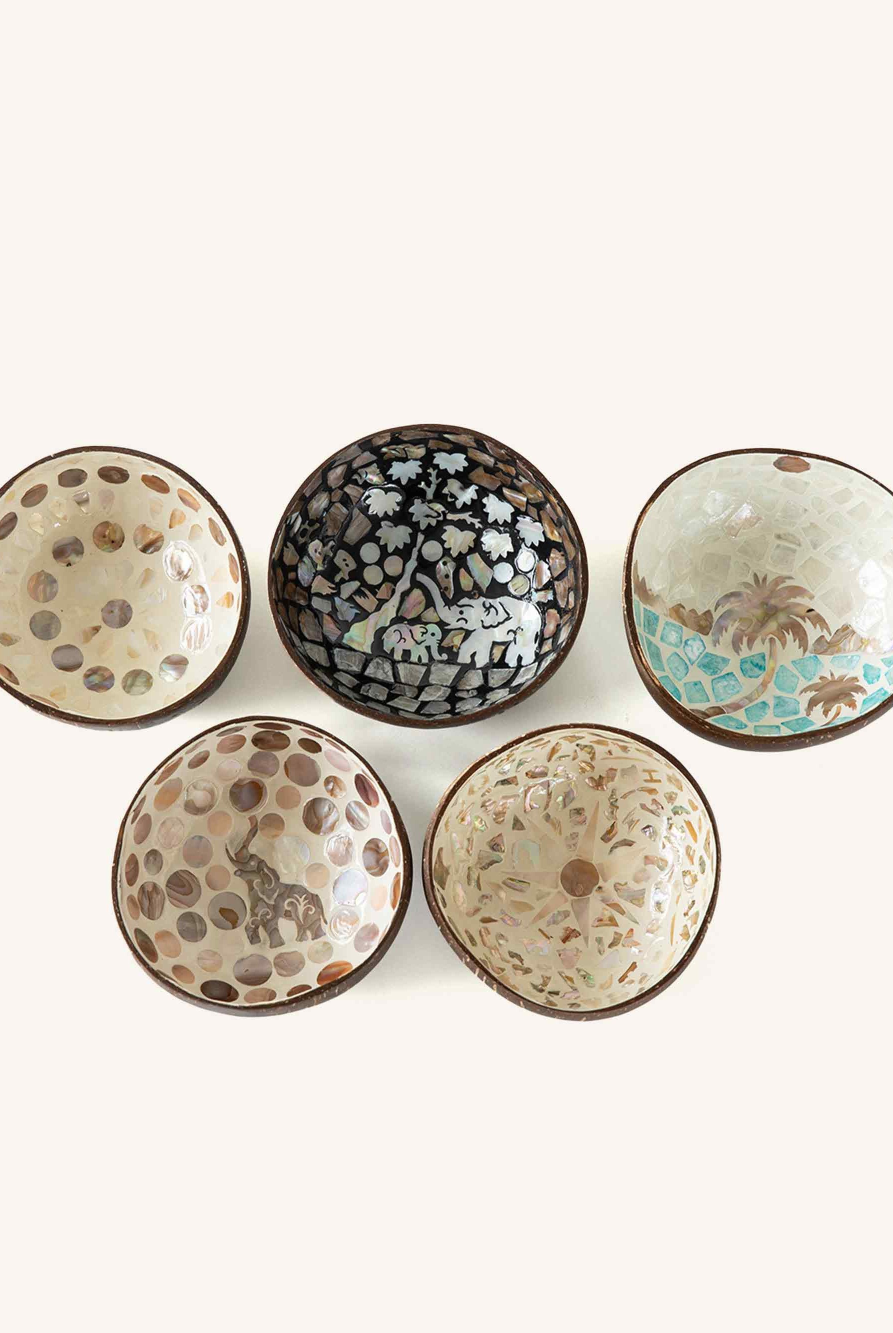 HANDMADE NATURAL SHELL COCONUT BOWL DECOR