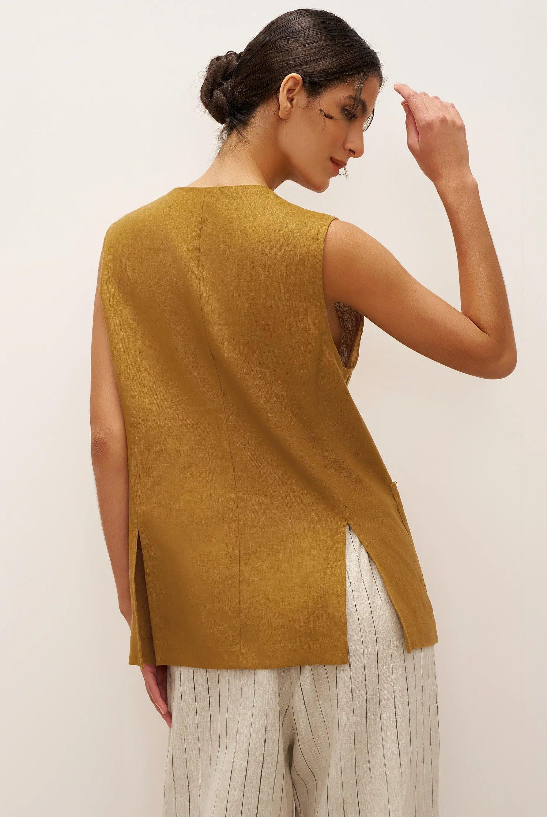 100% Linen Arc-Placket Button-Front Vest ELFRIDA - TOPS-Linen Tanks