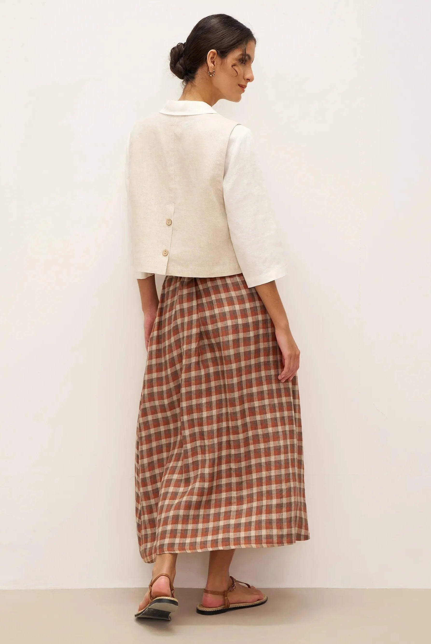 100% Linen V-Neck Buttoned Closure Vest DELIA - TOPS-Linen Vests