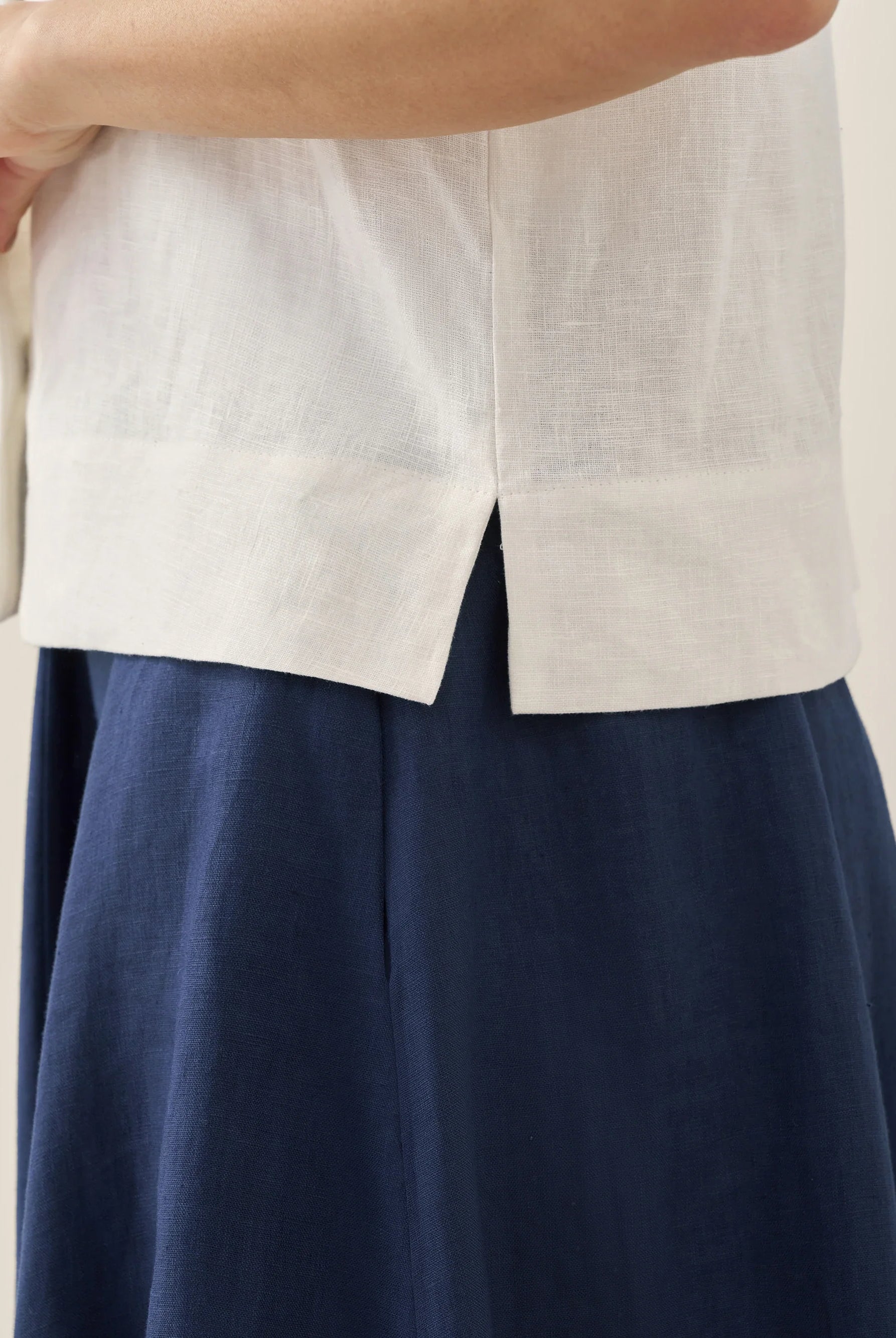 100% Linen Button-Up Short Sleeve Shirt - TOPS-Linen Button Down Shirts