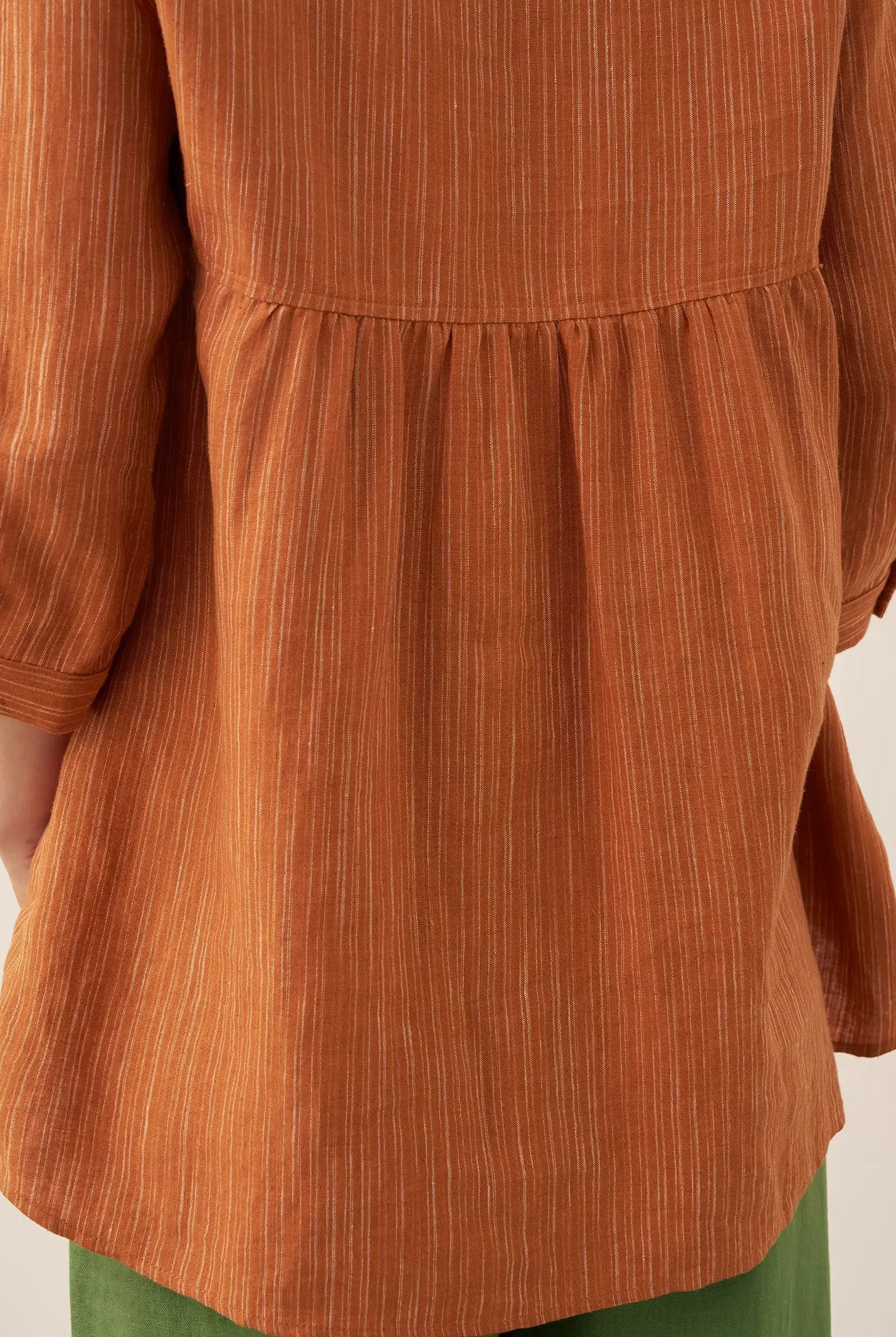100% Linen Round Neck Artistic Stripe Top FLORENCE by LINTICO for women