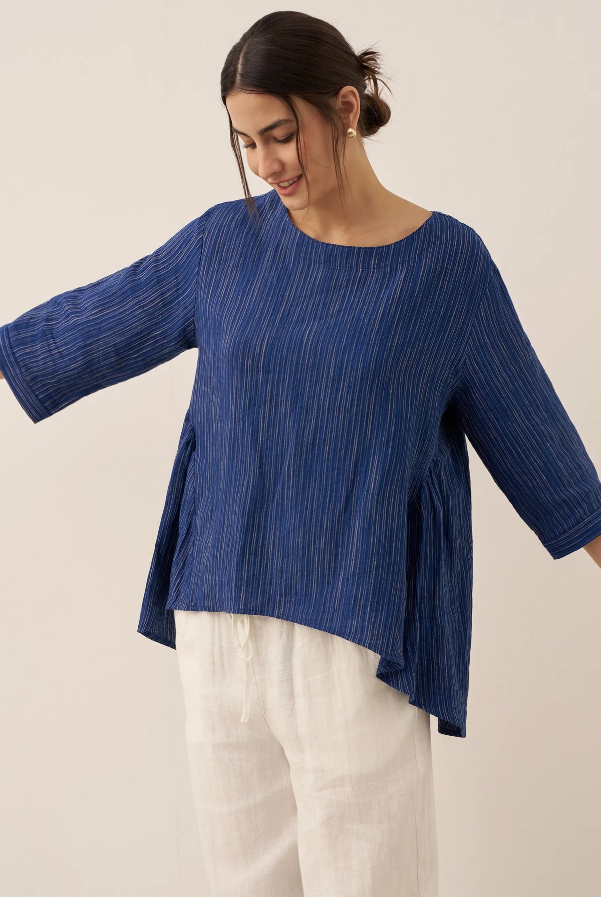 100% Linen Round Neck Artistic Stripe Top FLORENCE by LINTICO for women