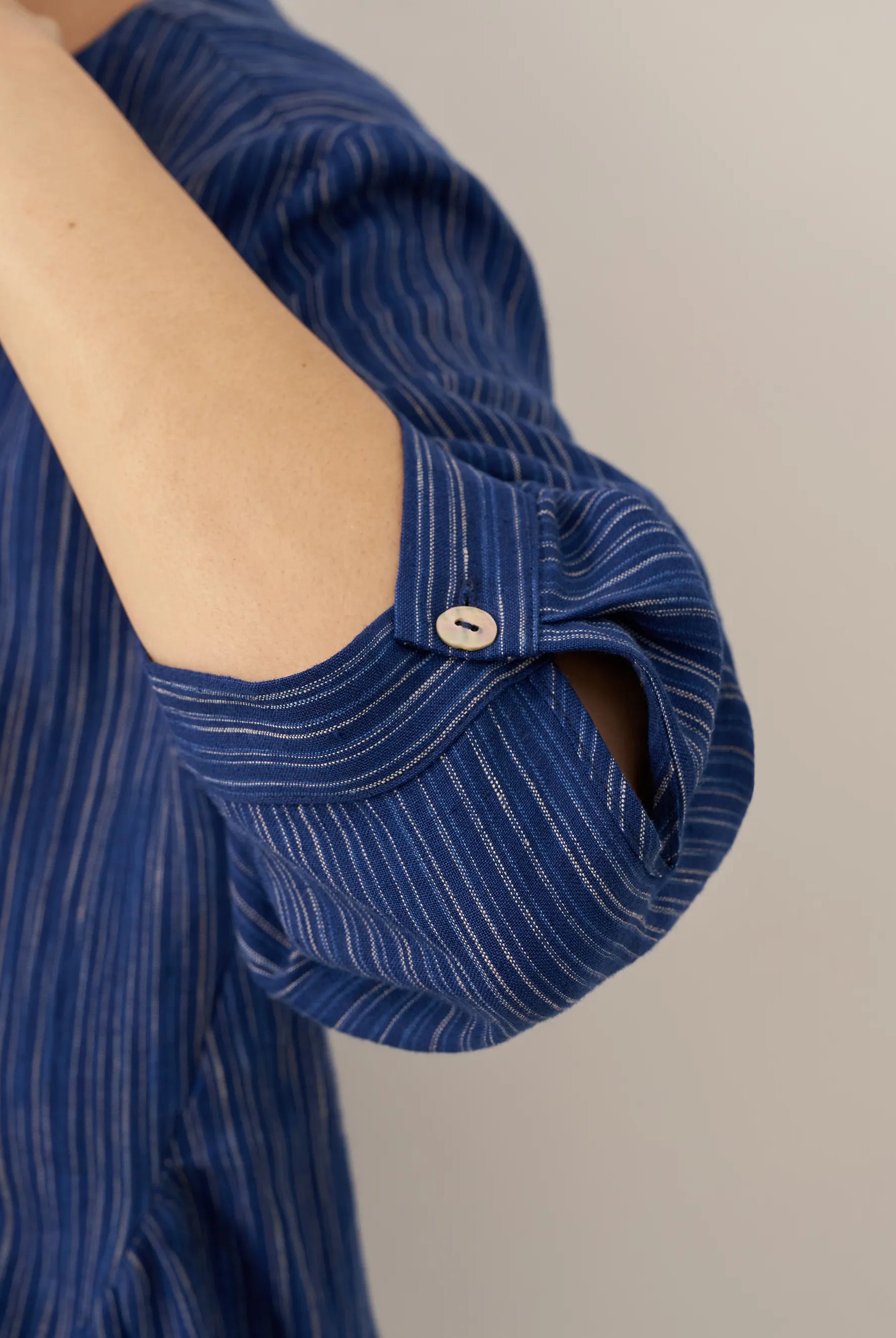 100% Linen Round Neck Artistic Stripe Top FLORENCE by LINTICO for women