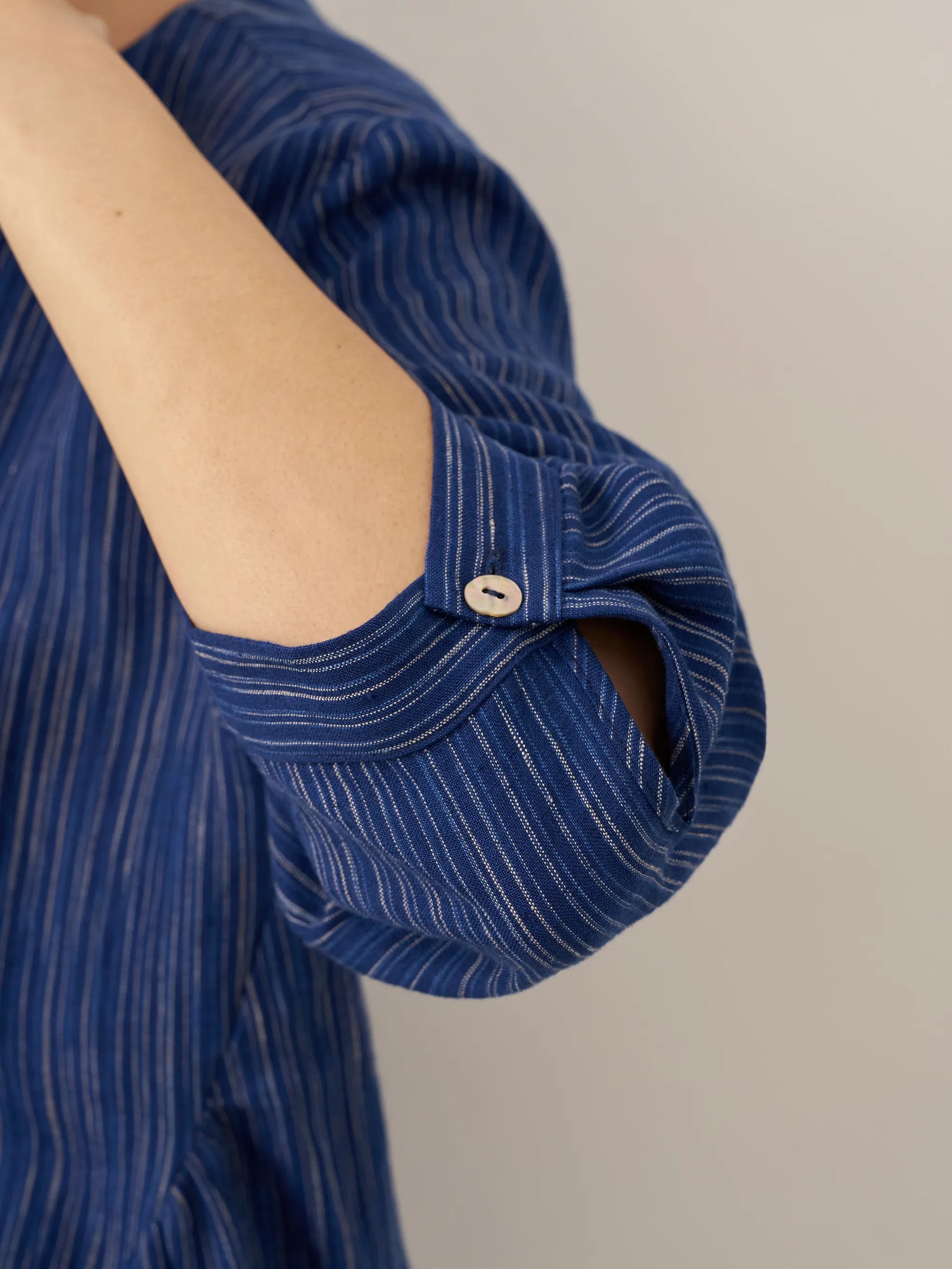 100% Linen Round Neck Artistic Stripe Top FLORENCE by LINTICO for women