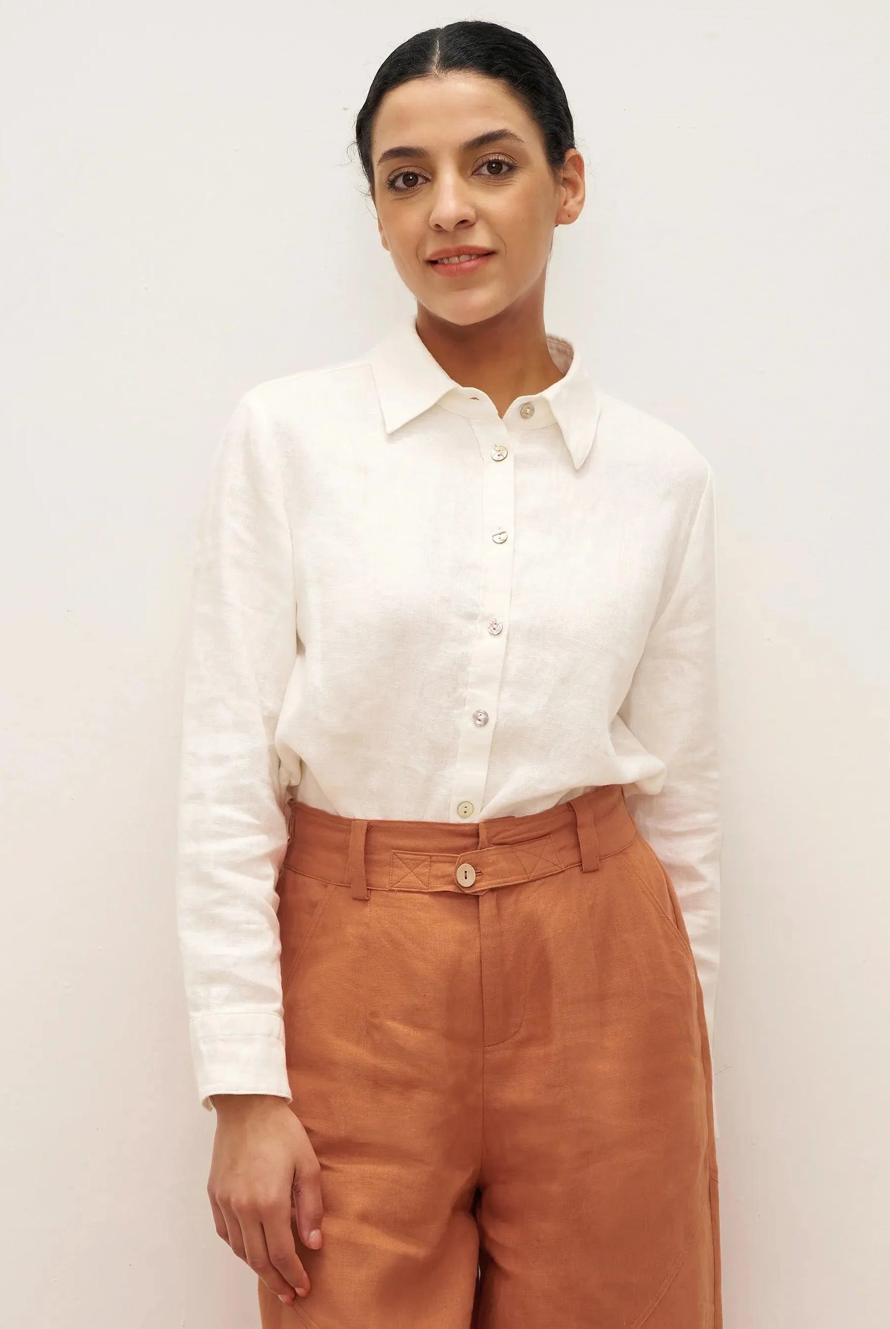 100% Linen Button-Front Shirt with Extended Hem JOVAN - Optic White / S - TOPS-Linen Button Down Shirts