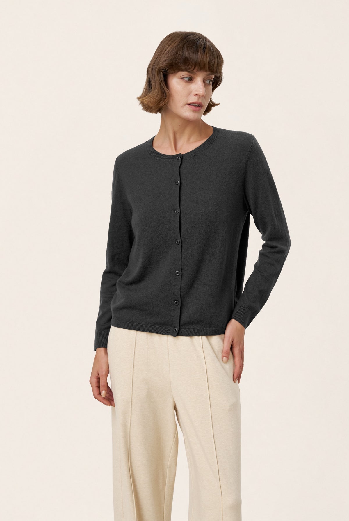 100% Extra-Fine Merino Wool Buttoned Knit Cardigan CAYLA