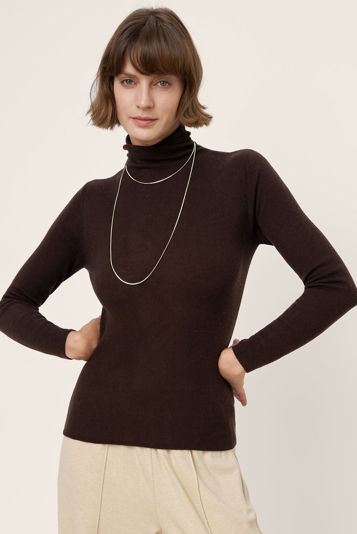 100% Extra-Fine Merino Wool Turtleneck Knit Sweater JOLENE by LINTICO for women