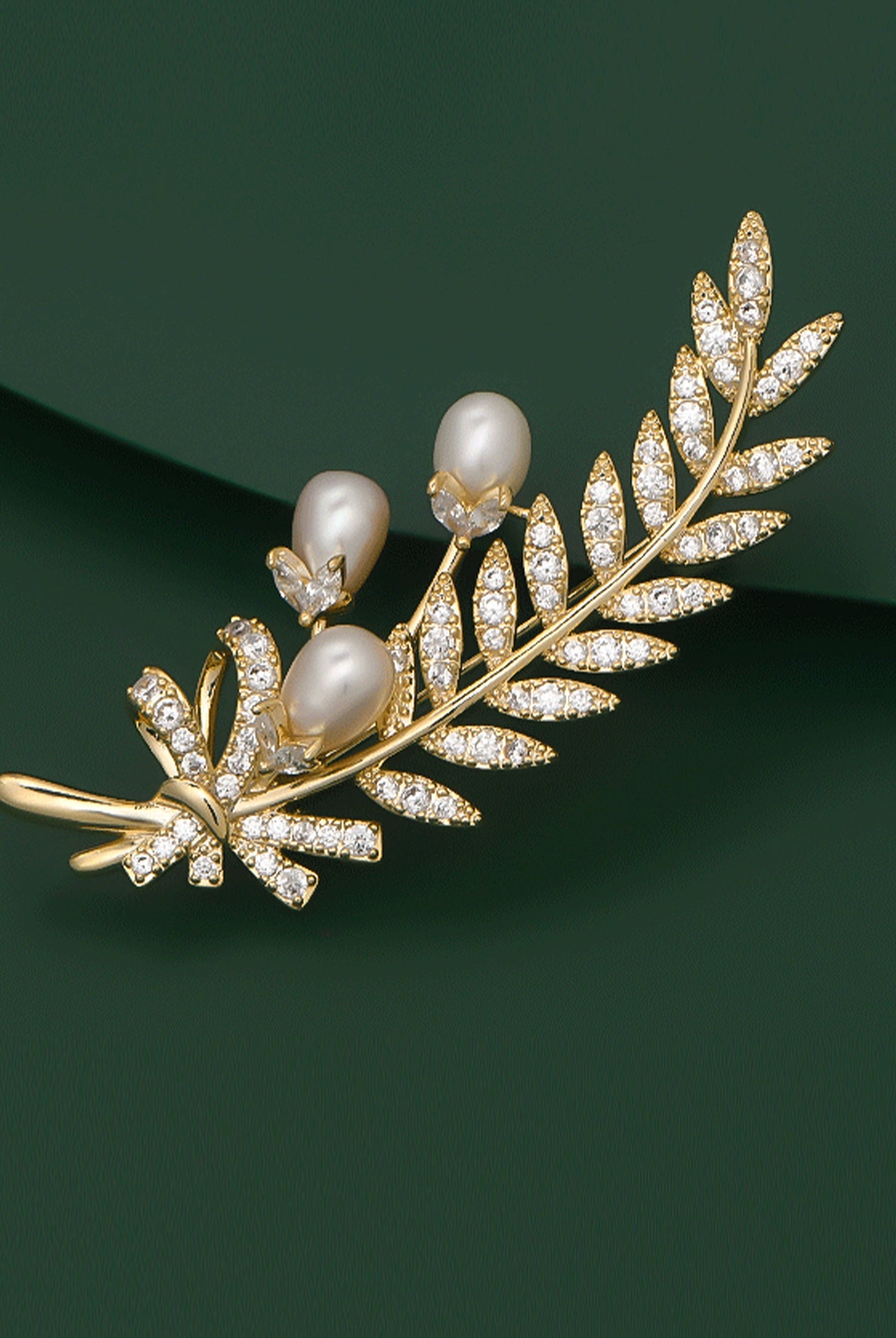 Freshwater Pearl & Alloy Wheat Ear Brooch by LINTICO