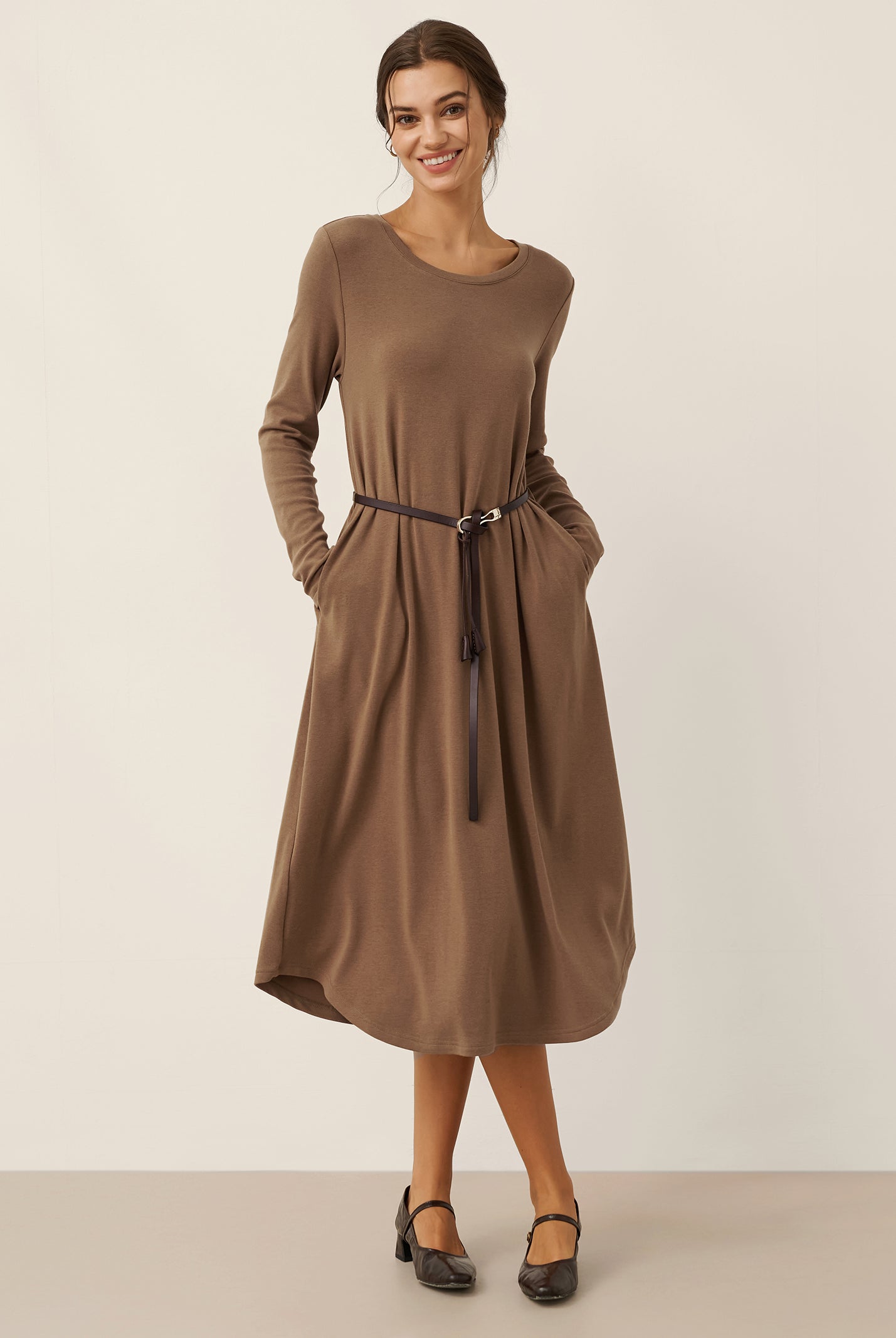 LINTICO women's leather outfit with maxi dress and blazer