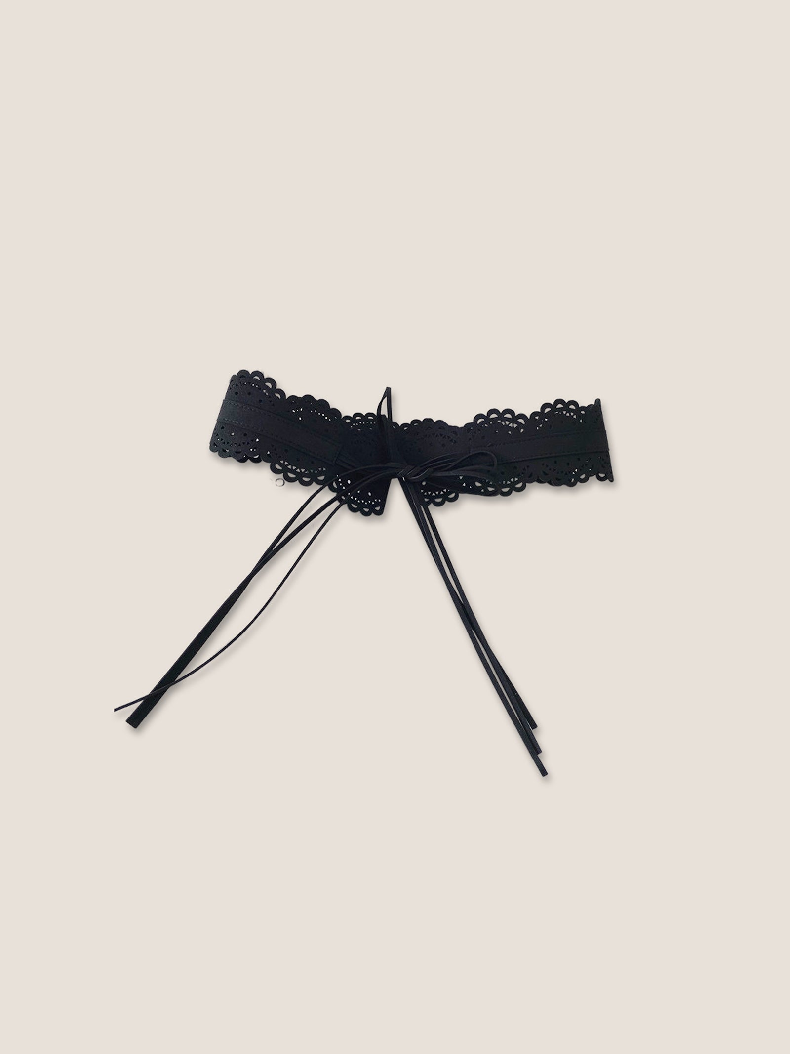 Lace-Trimmed Waist Cincher Belt by LINTICO
