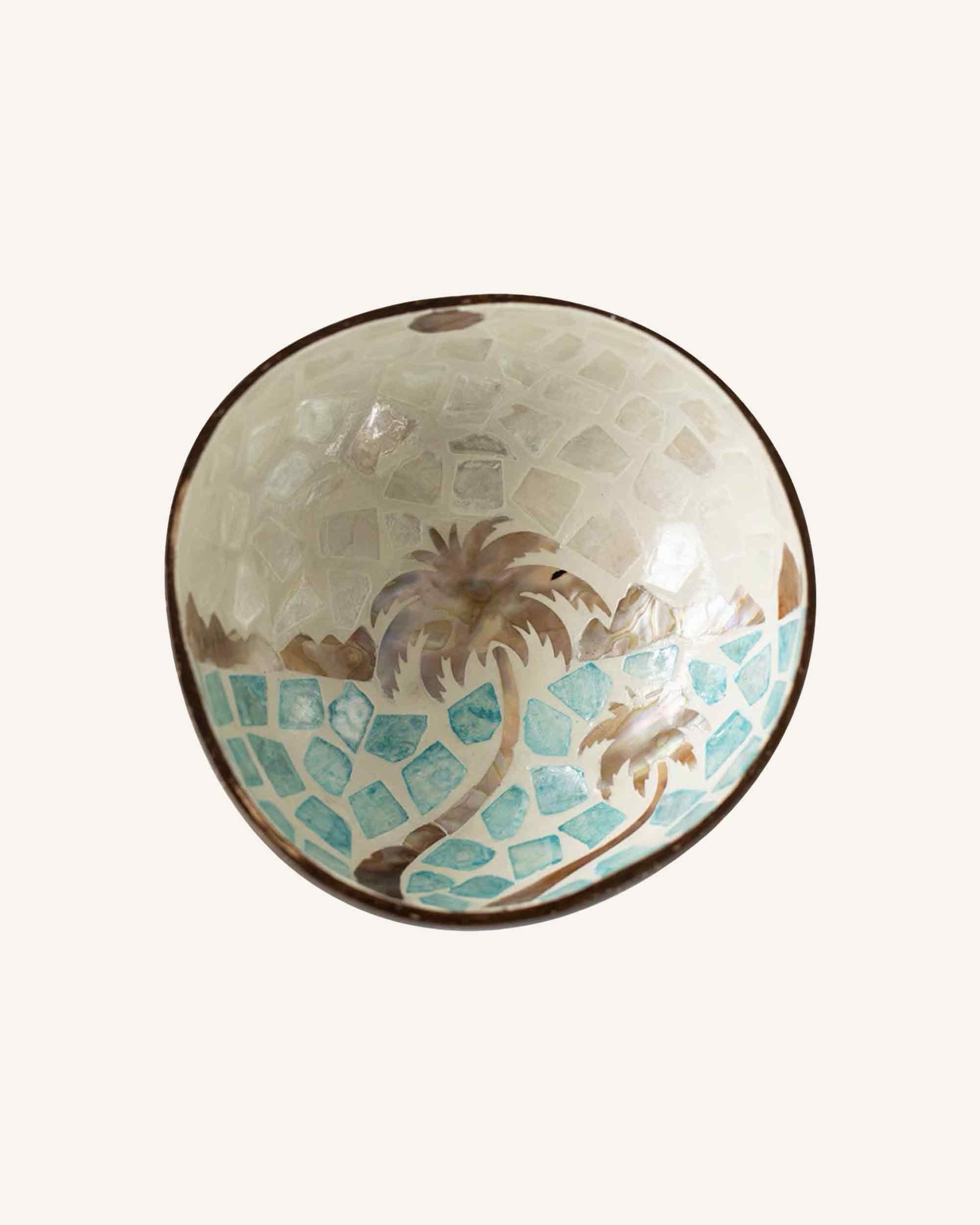 HANDMADE NATURAL SHELL COCONUT BOWL DECOR - Beachside / One-Size