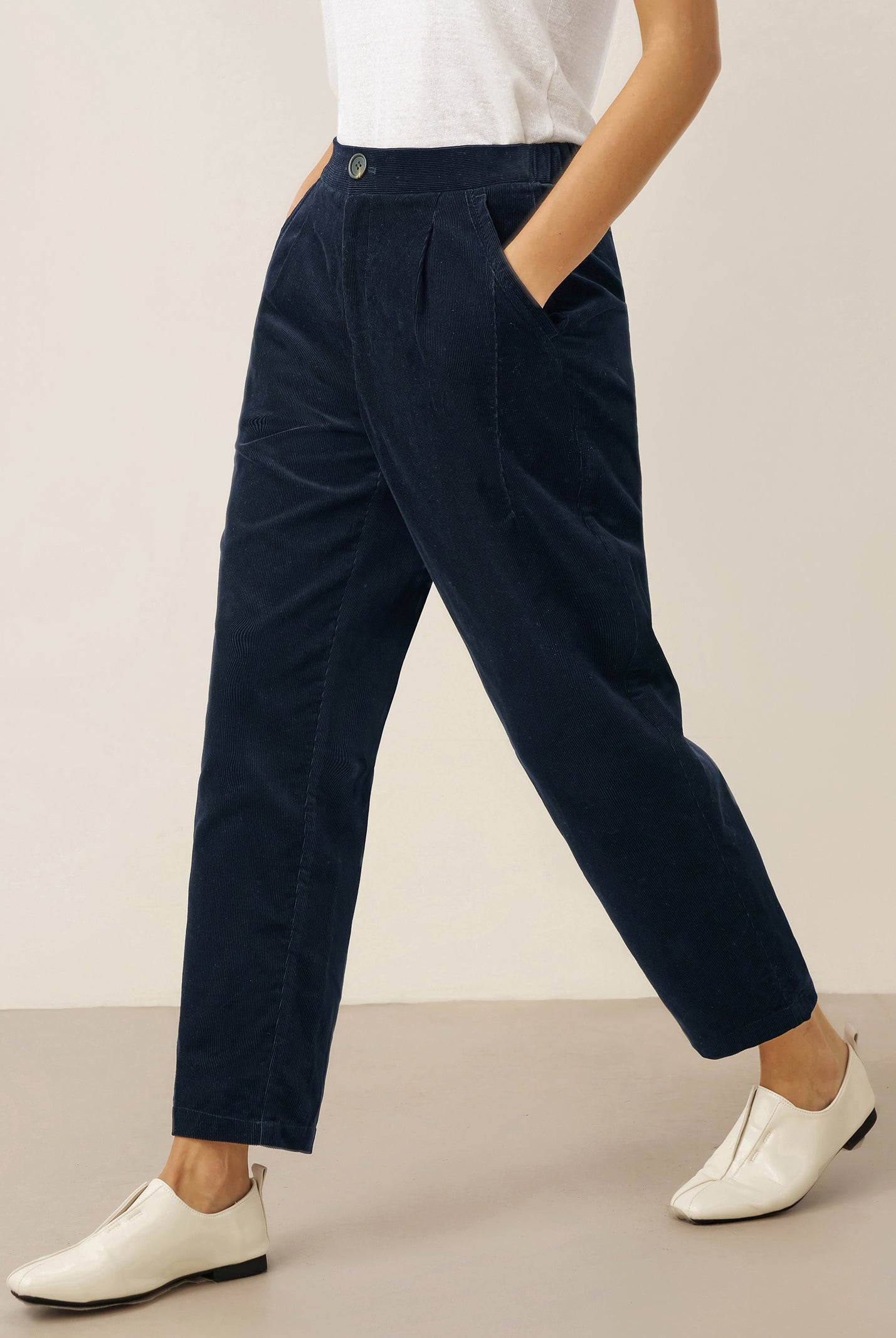 Cotton Elastic Waist Tapered Pants NIKKI by LINTICO for women