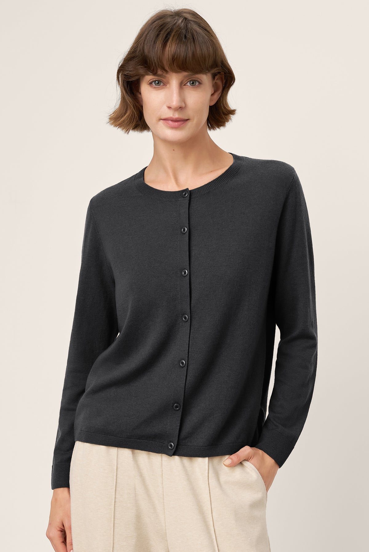 100% Extra-Fine Merino Wool Buttoned Knit Cardigan CAYLA by LINTICO for women