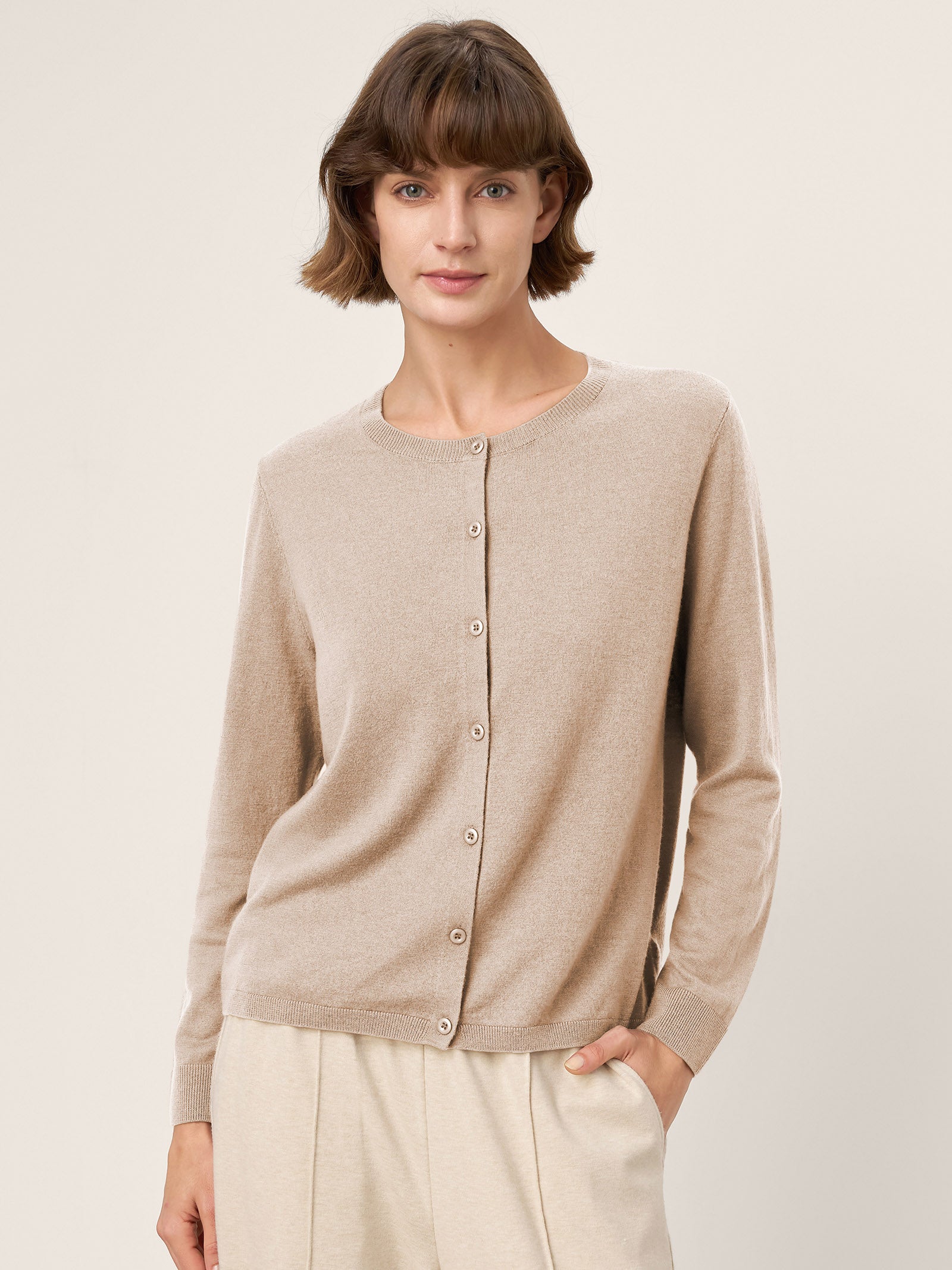 100% Extra-Fine Merino Wool Buttoned Knit Cardigan CAYLA by LINTICO for women
