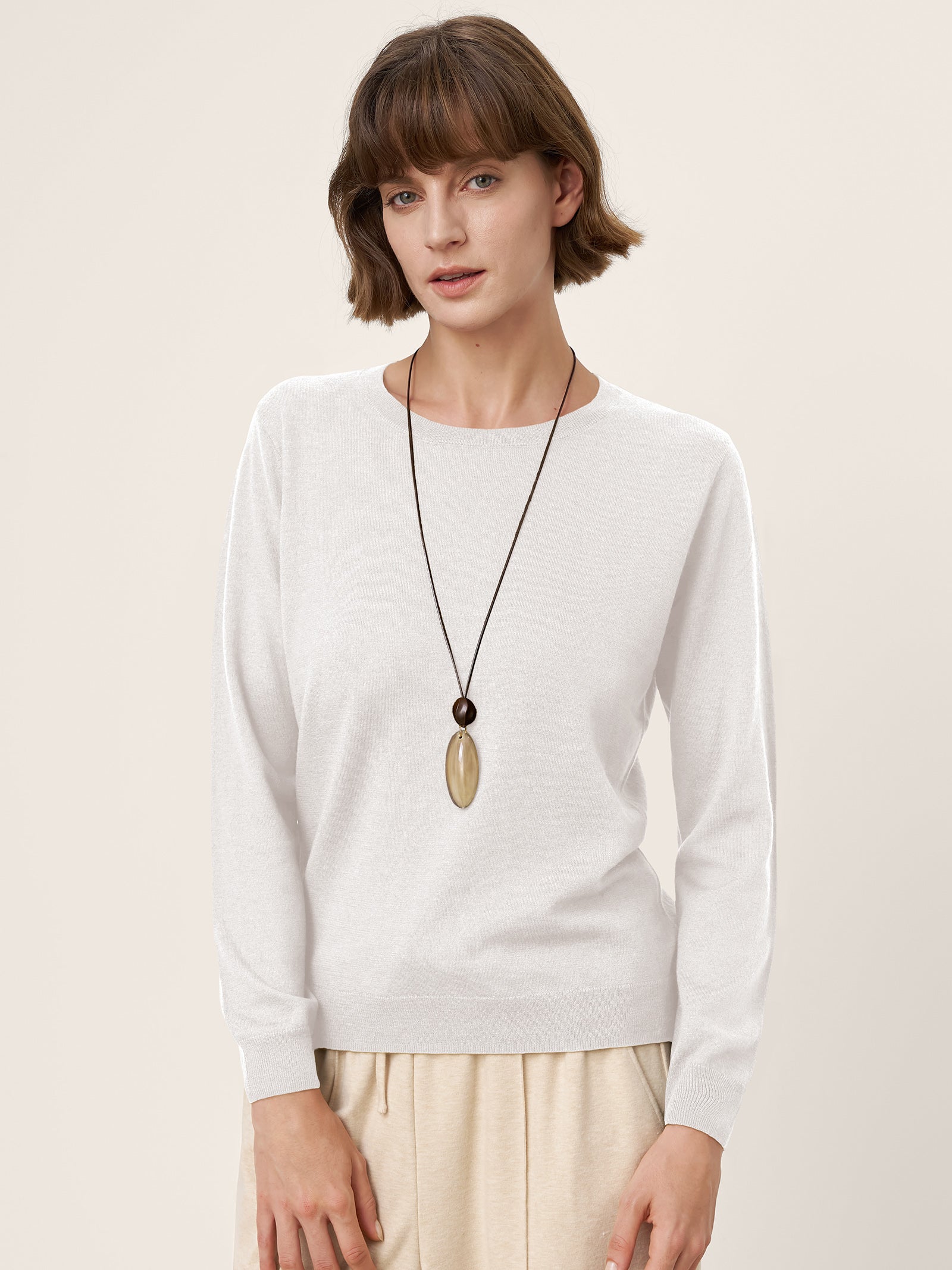 100% Extra-Fine Merino Wool Essential Crew Neck Knit Sweater BRIDGET by LINTICO for women